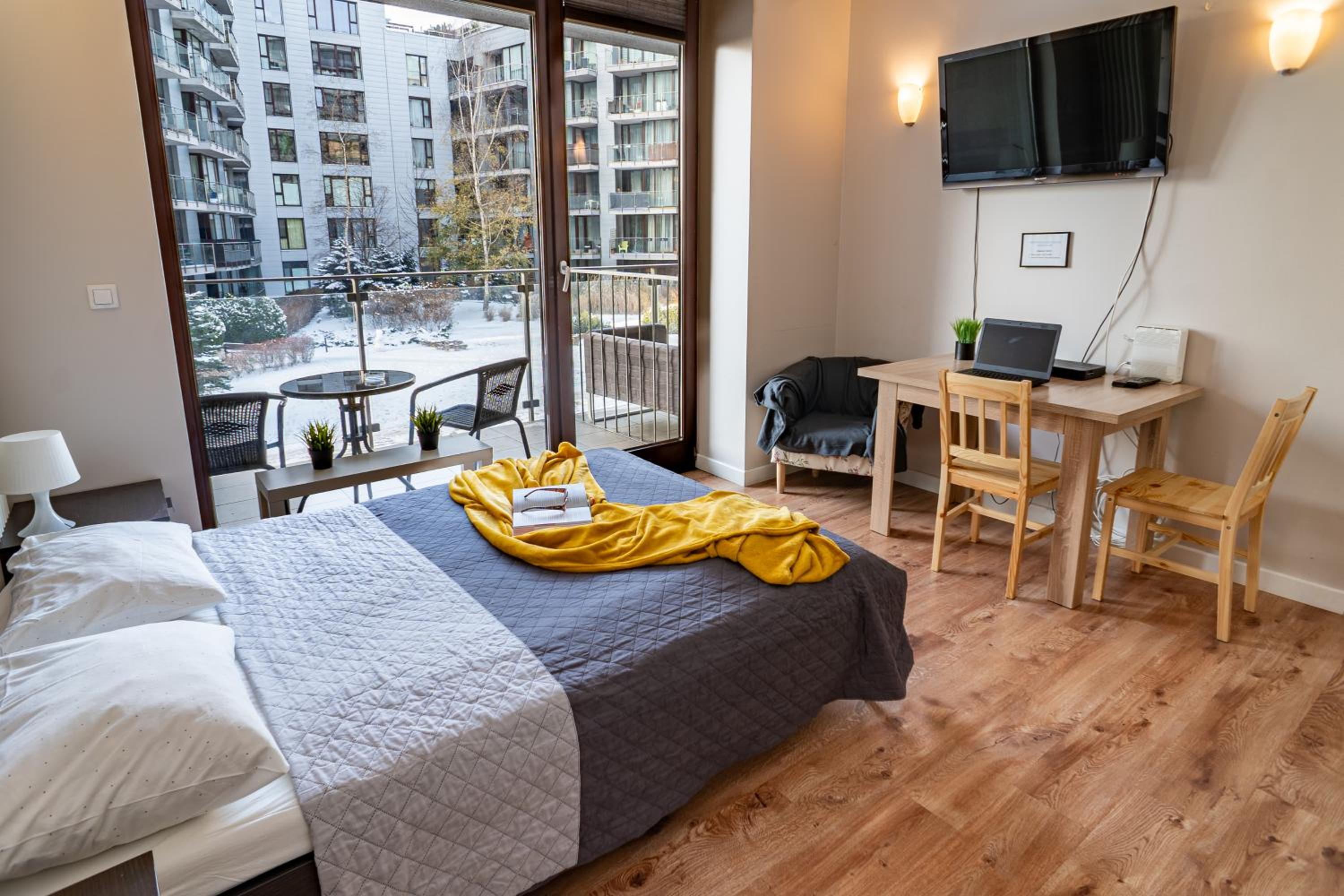 Deluxe Apartment - Photo 9