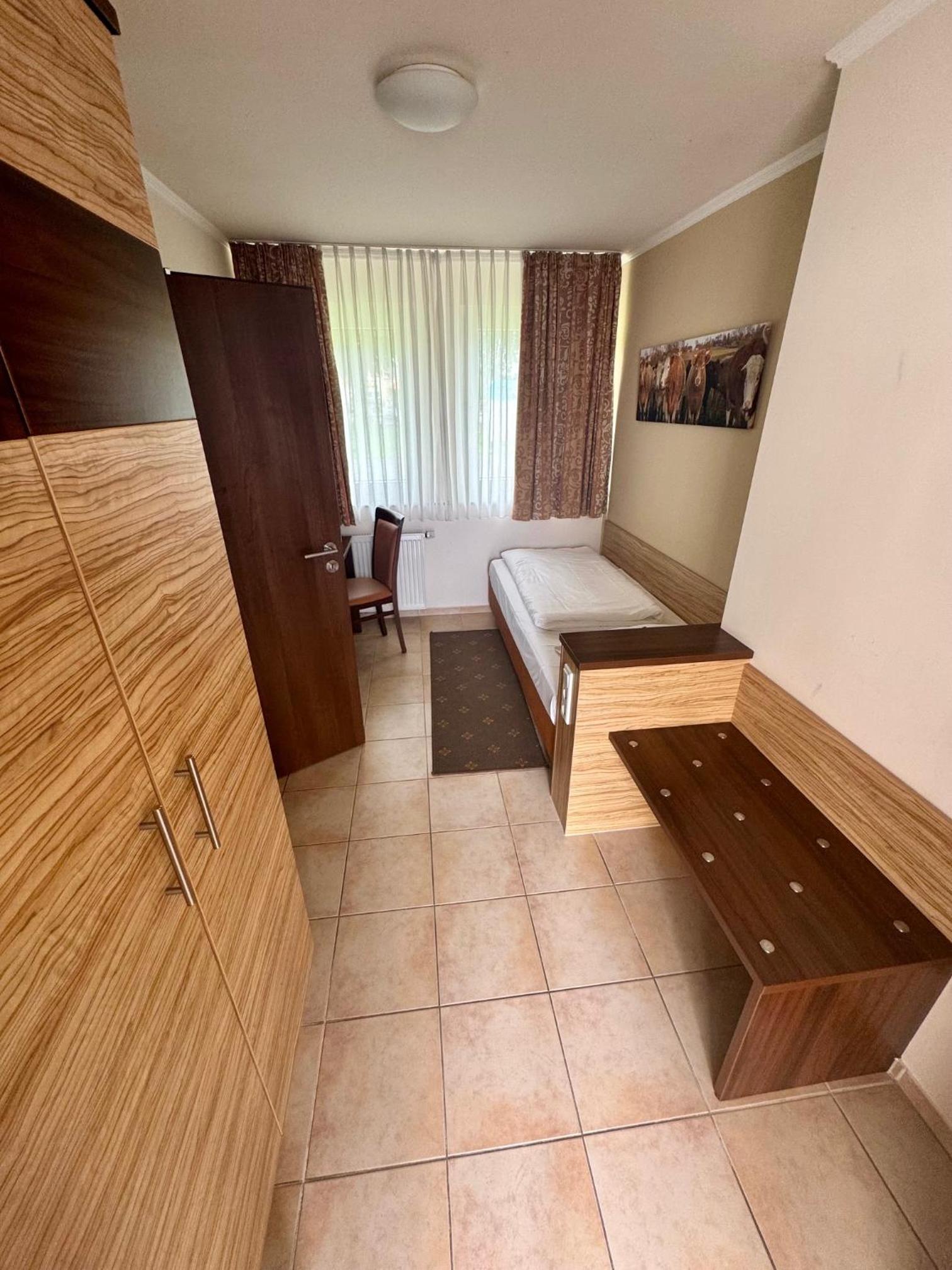 Single Room with Shower