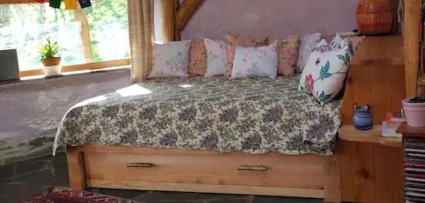 One-Bedroom House photo 1