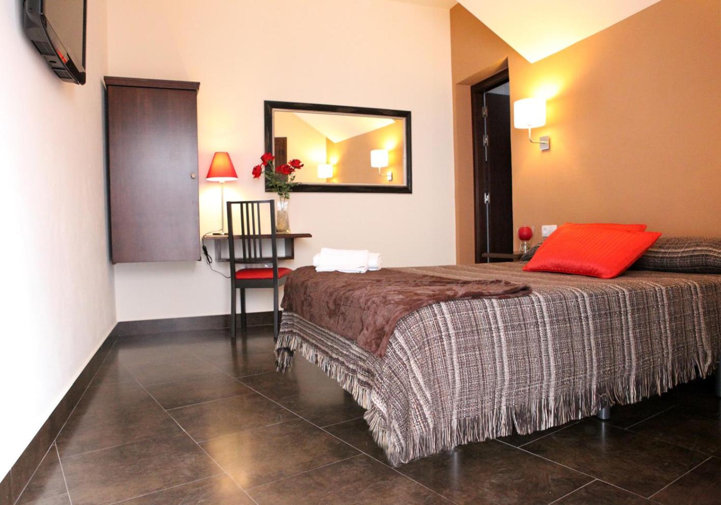 Habitación Doble con Bañera de Hidromasaje