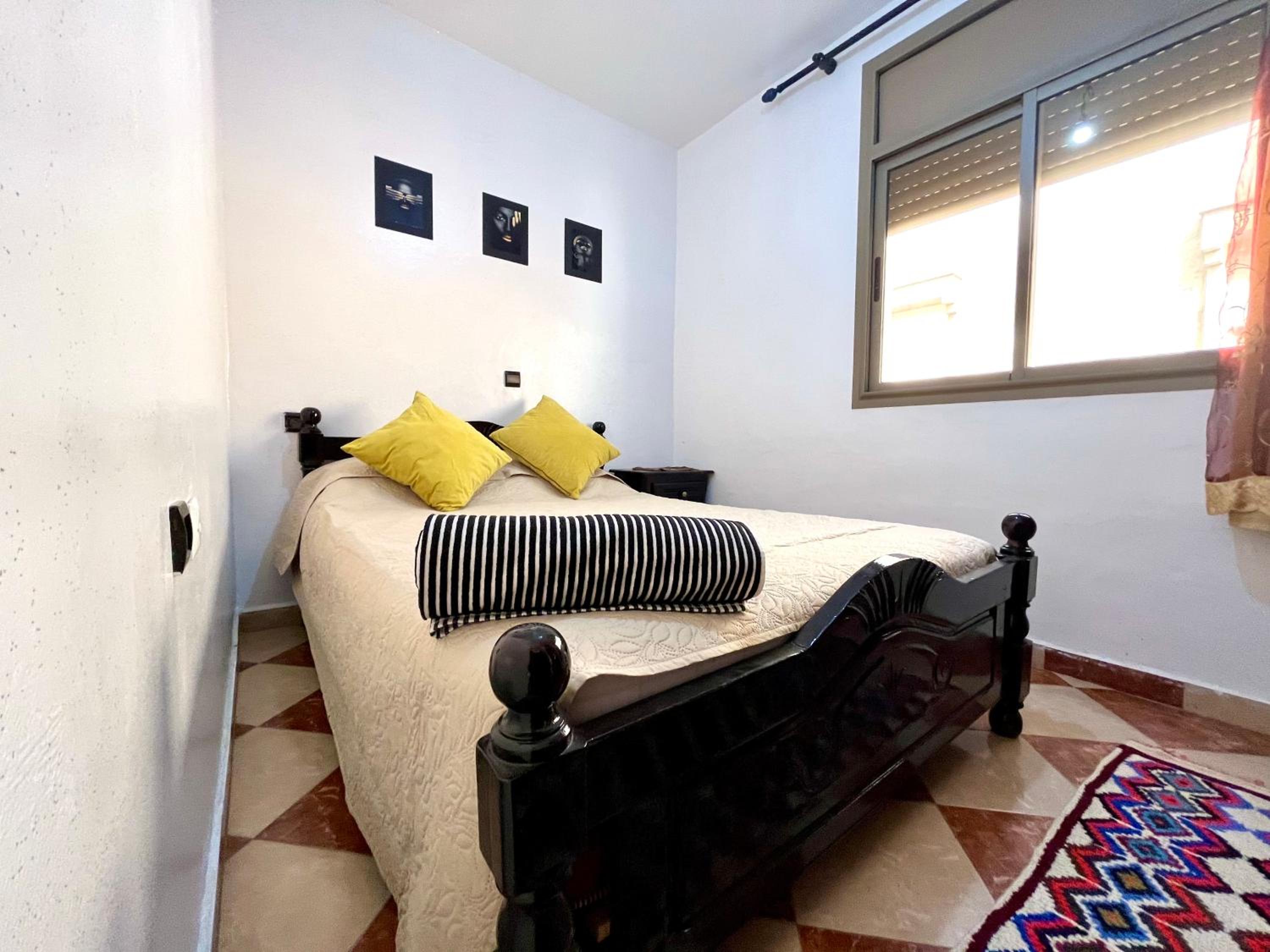 Two-Bedroom Apartment - Photo 9