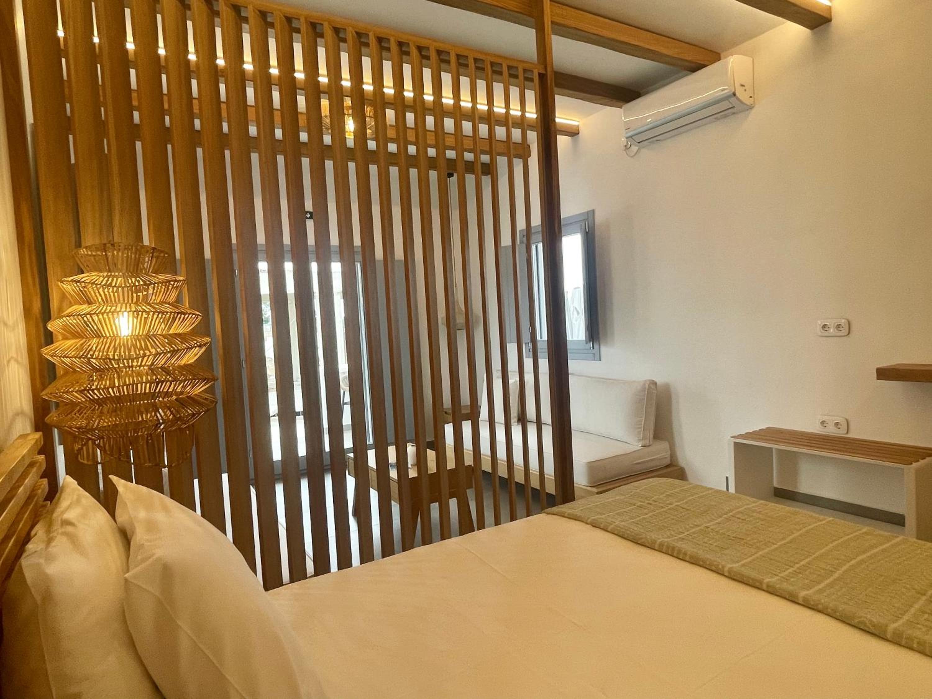Large Double Room photo 2