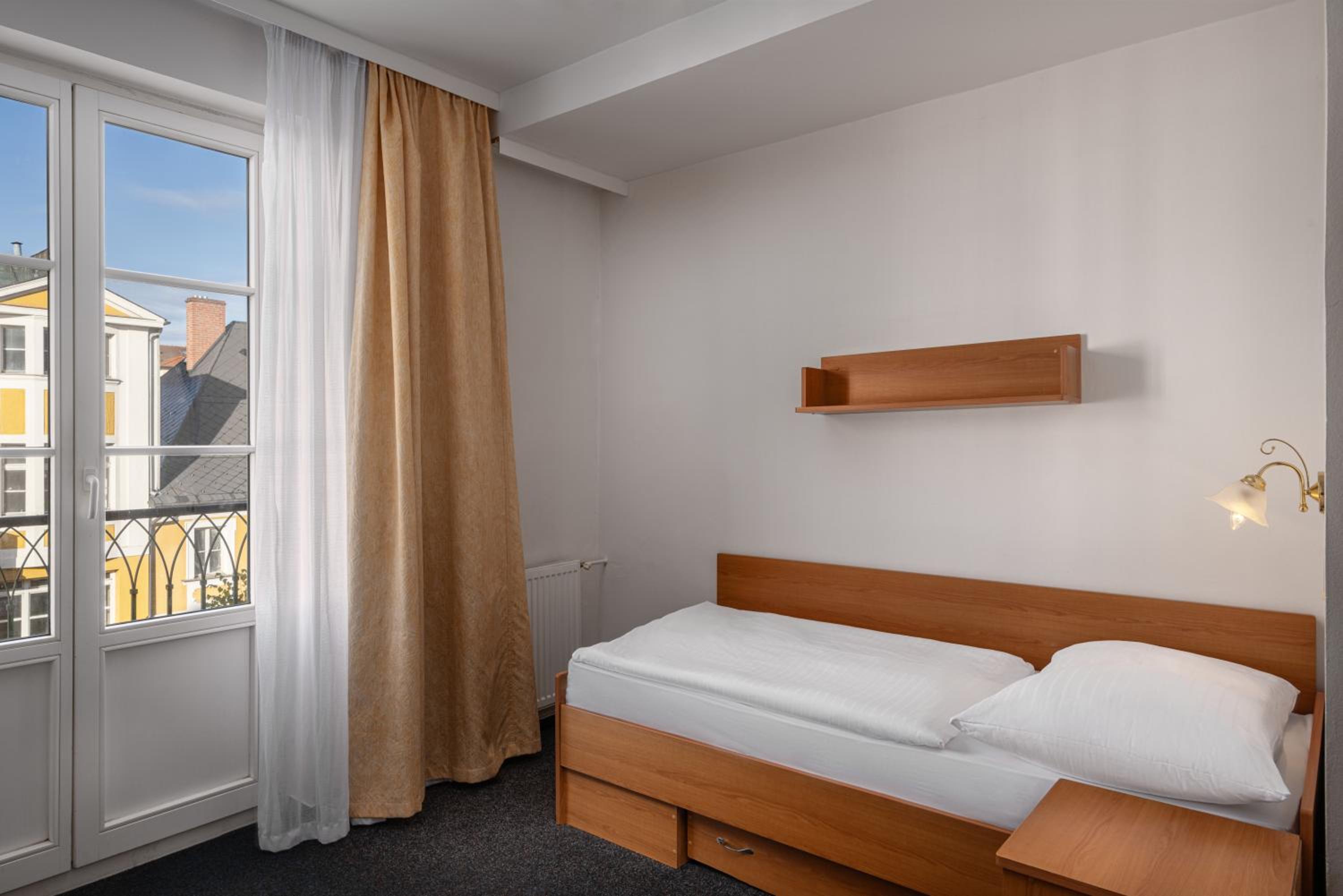Comfort Single Room