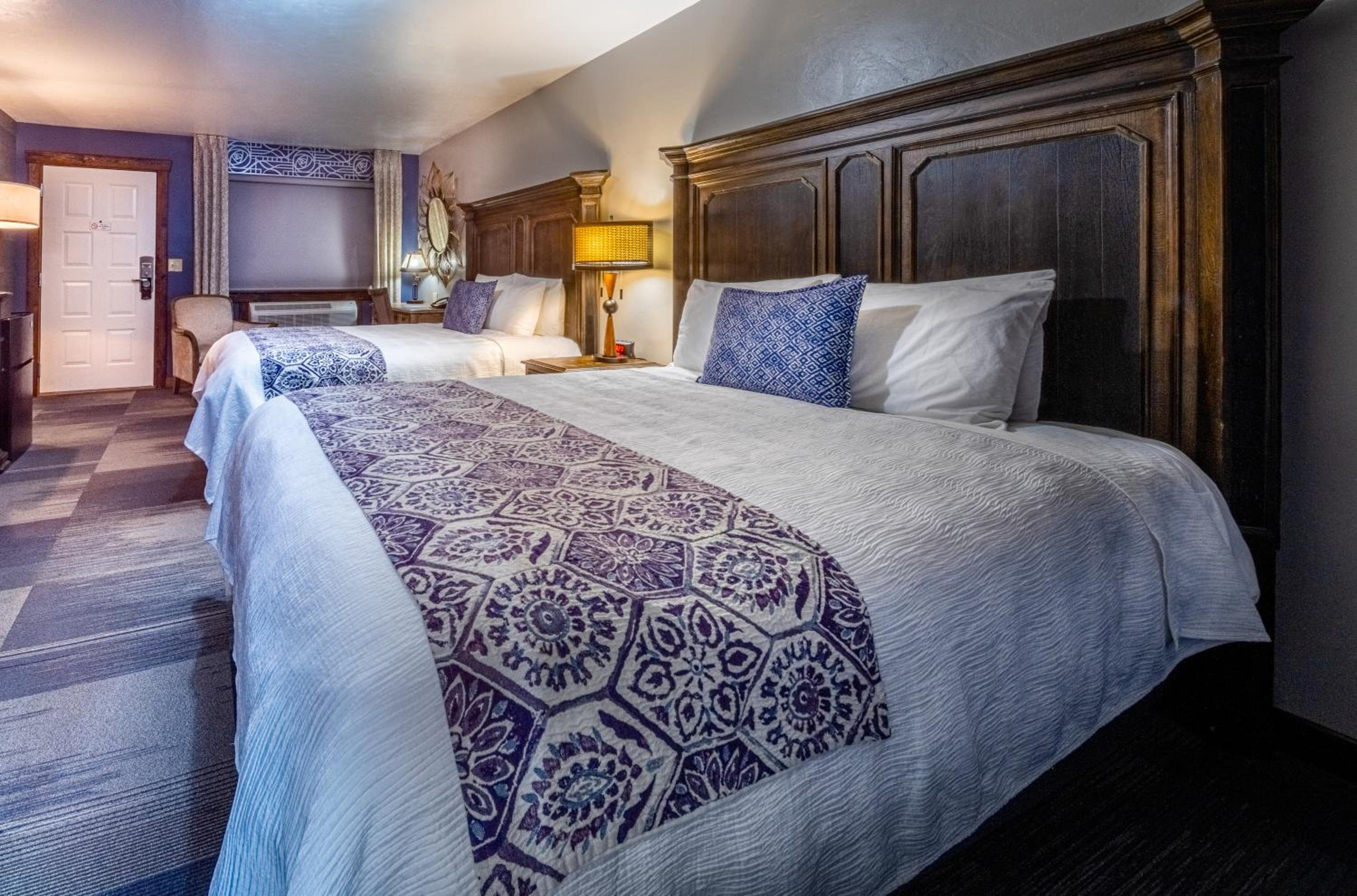 Queen Room with Two Queen Beds