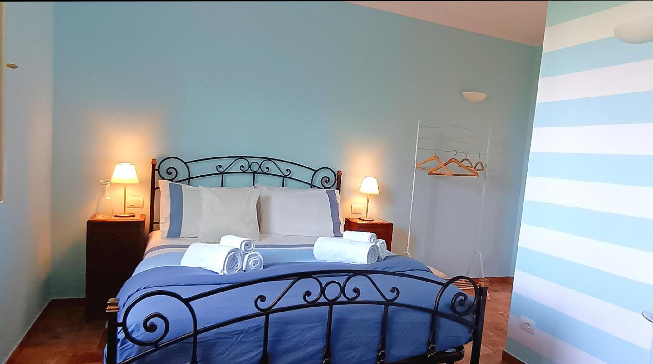 Double Room with Private Bathroom photo 2