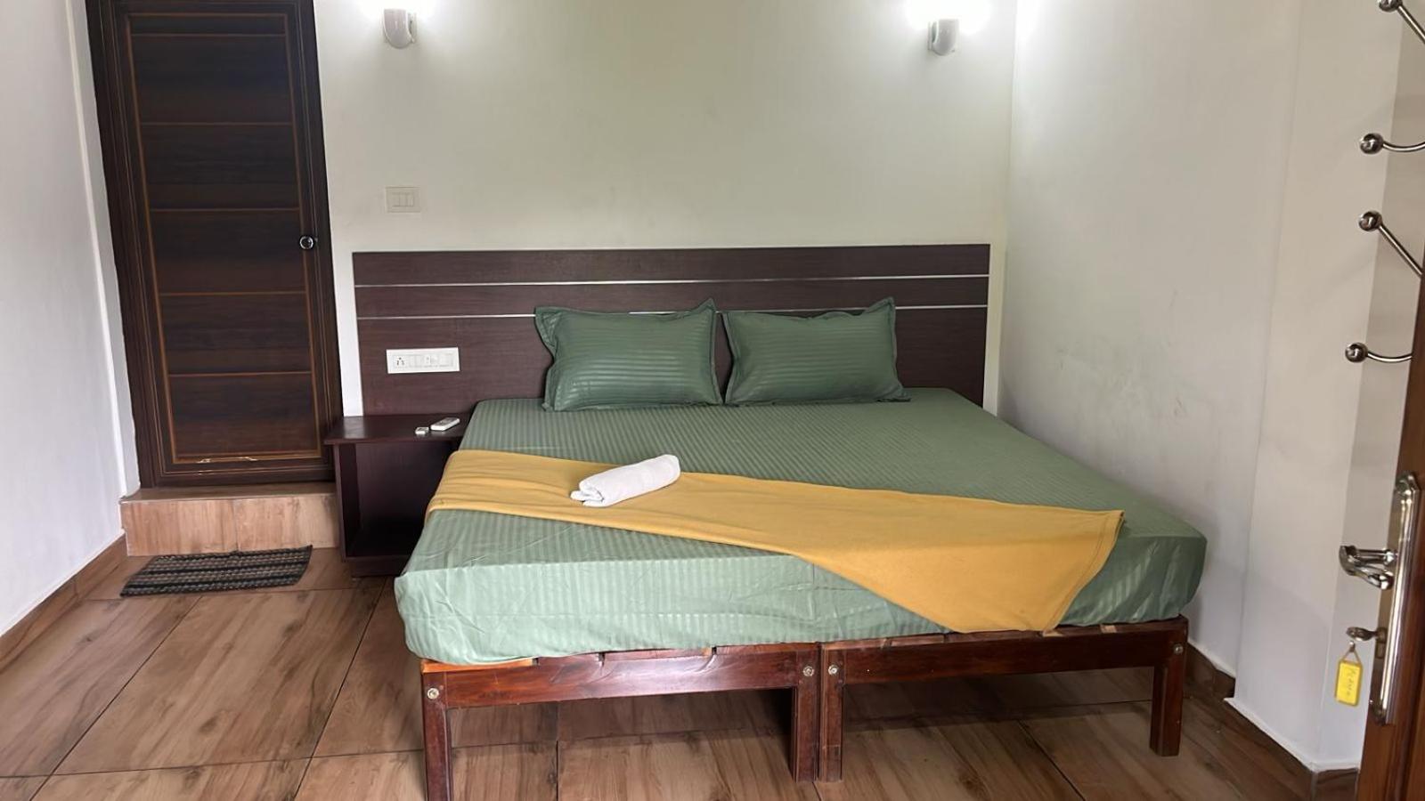Deluxe Double Room photo 3
