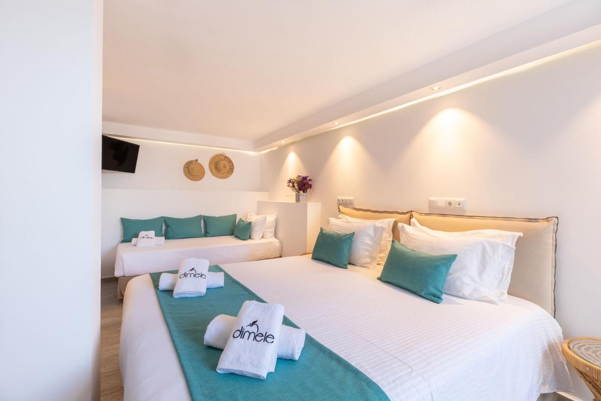 Deluxe Triple Room with Sea View