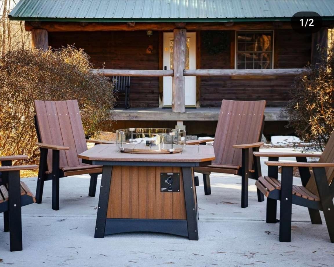 Jacuzzi Log Cabin - Adults Only - Photo 10