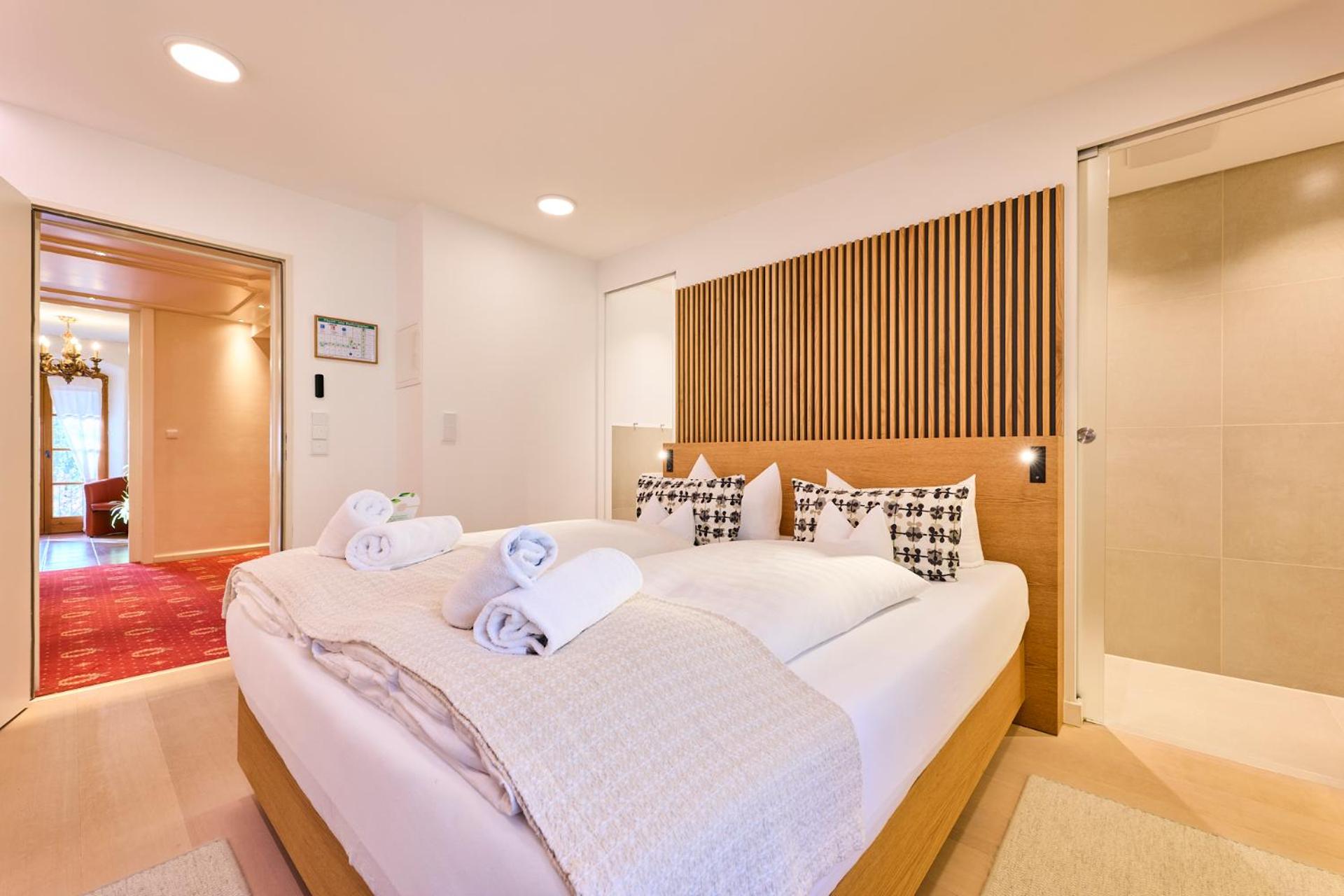 Double Room - Photo 6