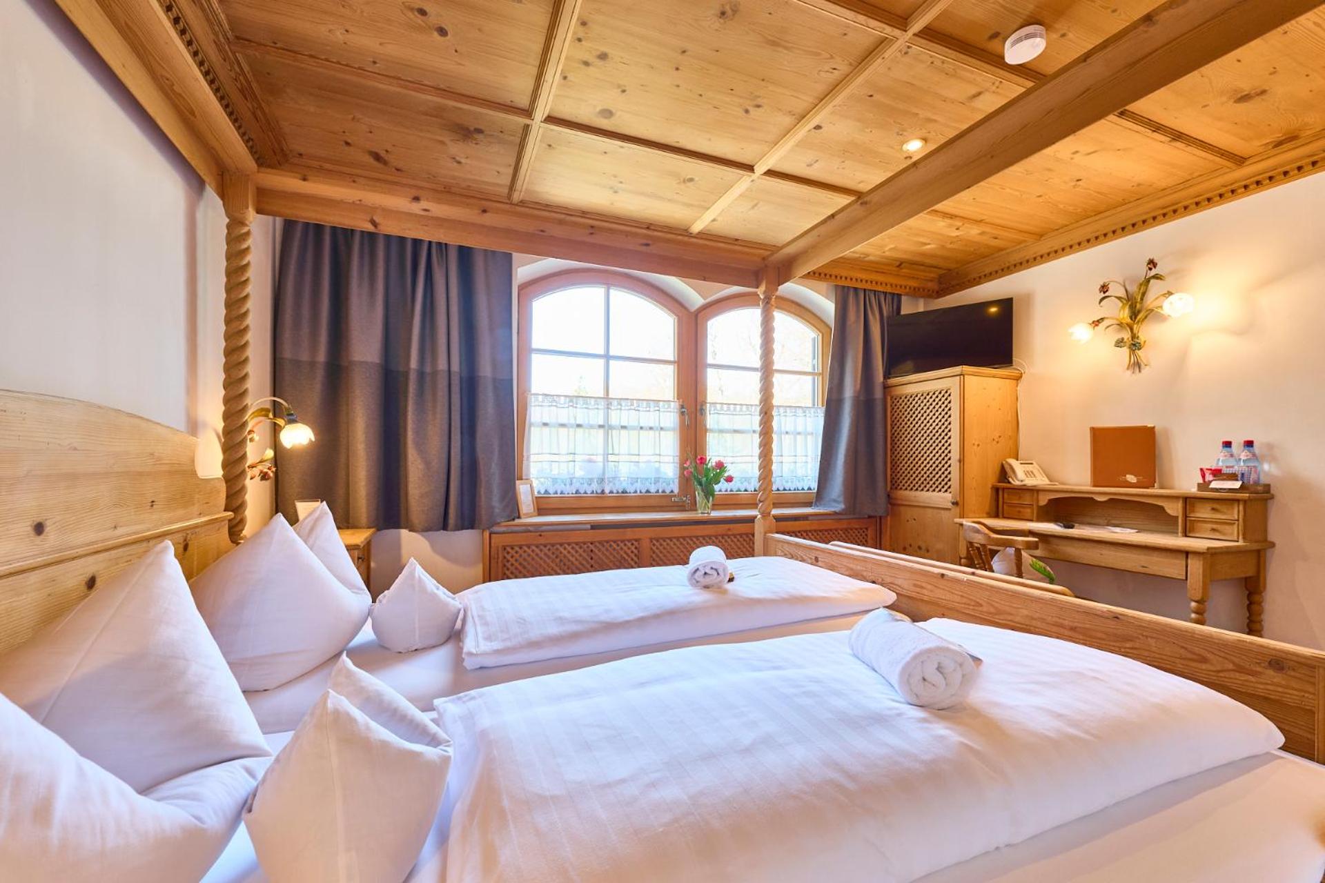 Double Room - Photo 13