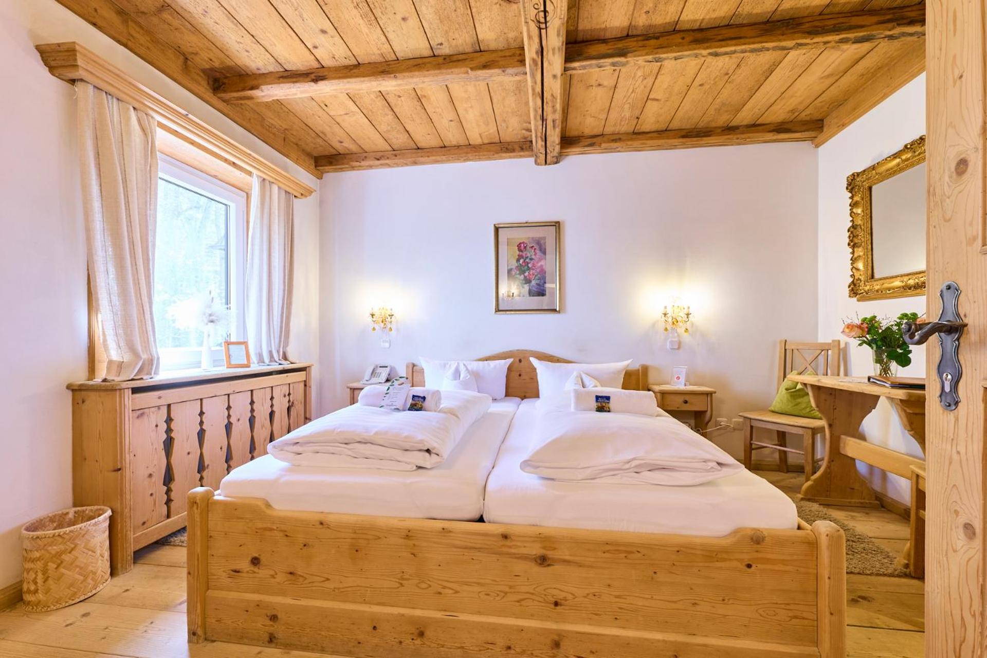 Double Room - Photo 15