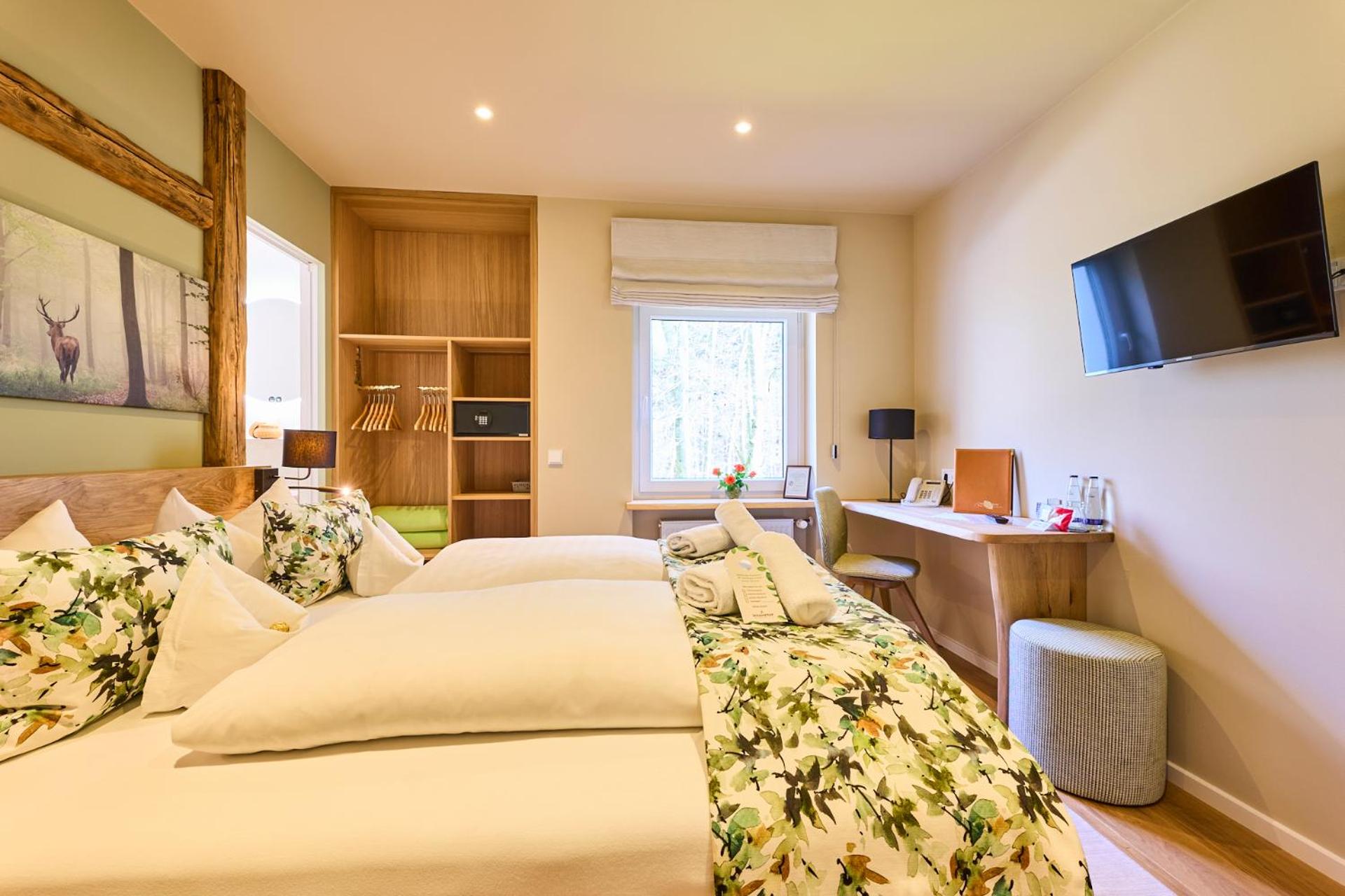Double Room - Photo 18