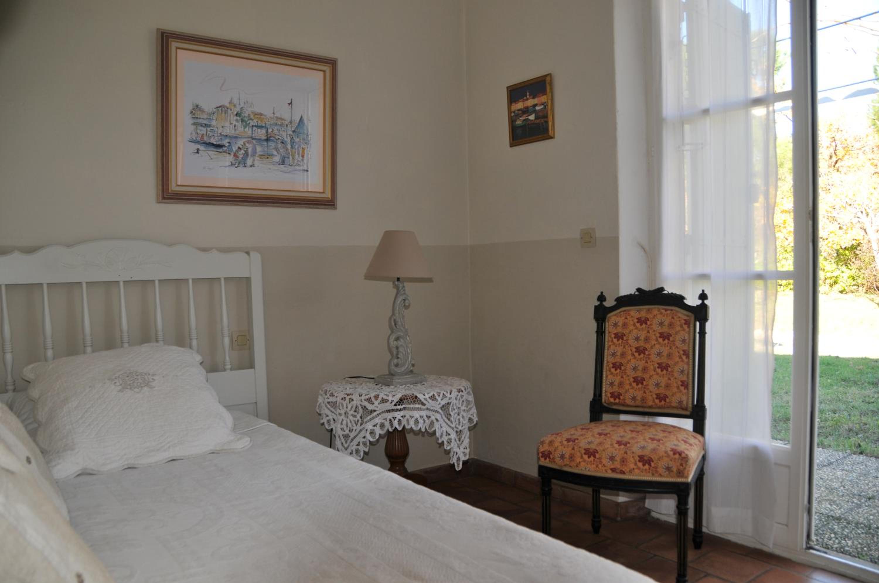 Comfort Triple Room photo 3