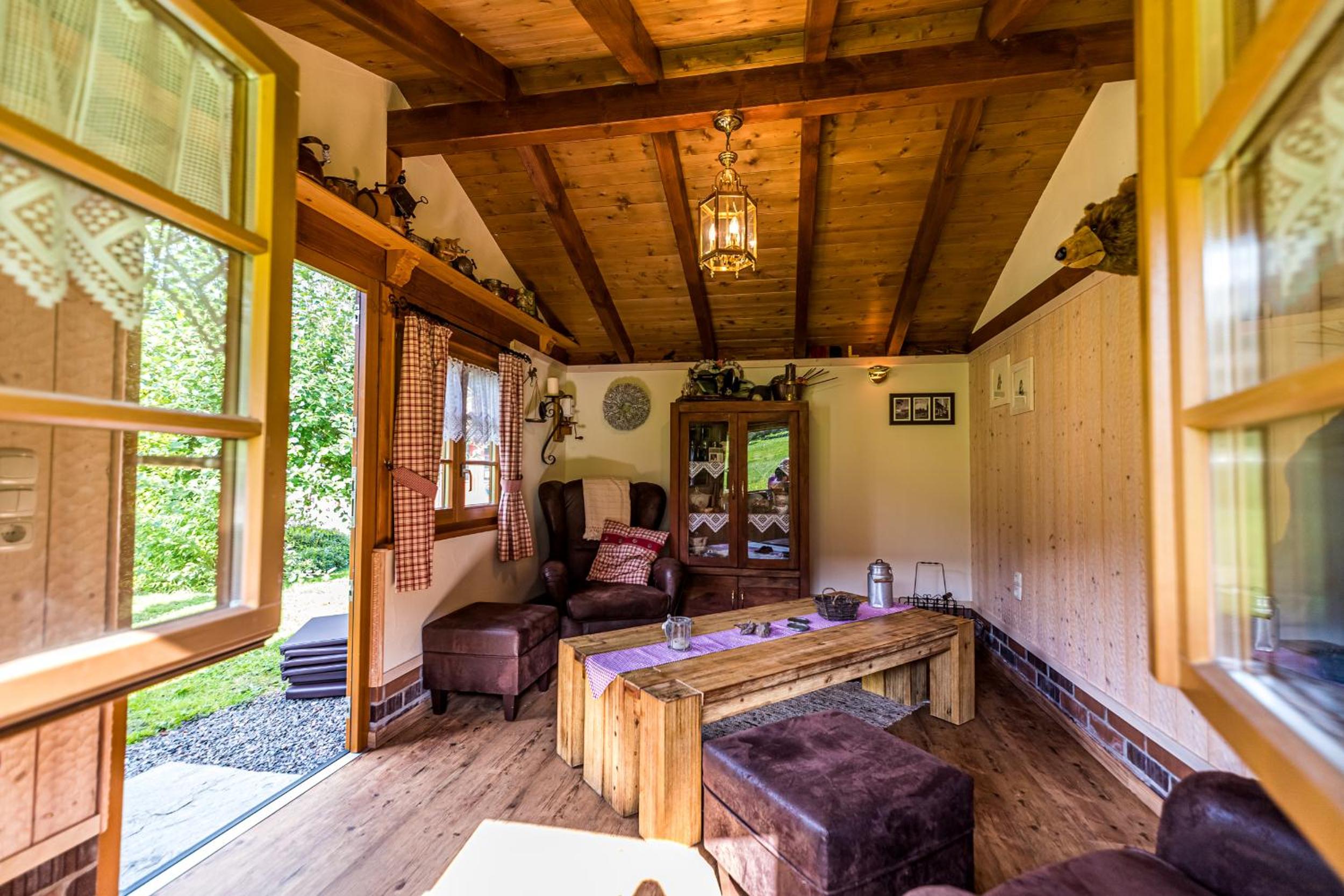 Three-Bedroom Apartment with Balcony