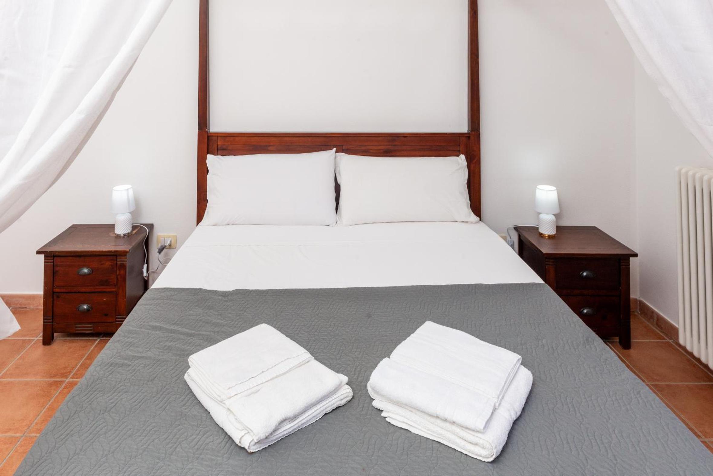 Three-Bedroom House photo 1