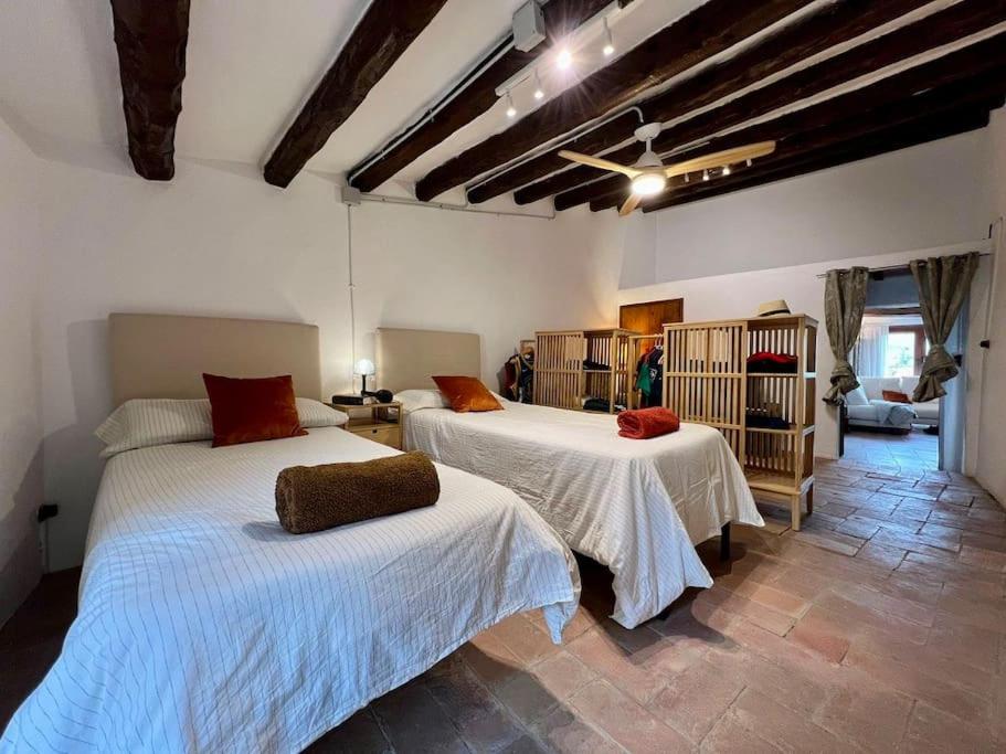Casa de cuatro habitaciones
