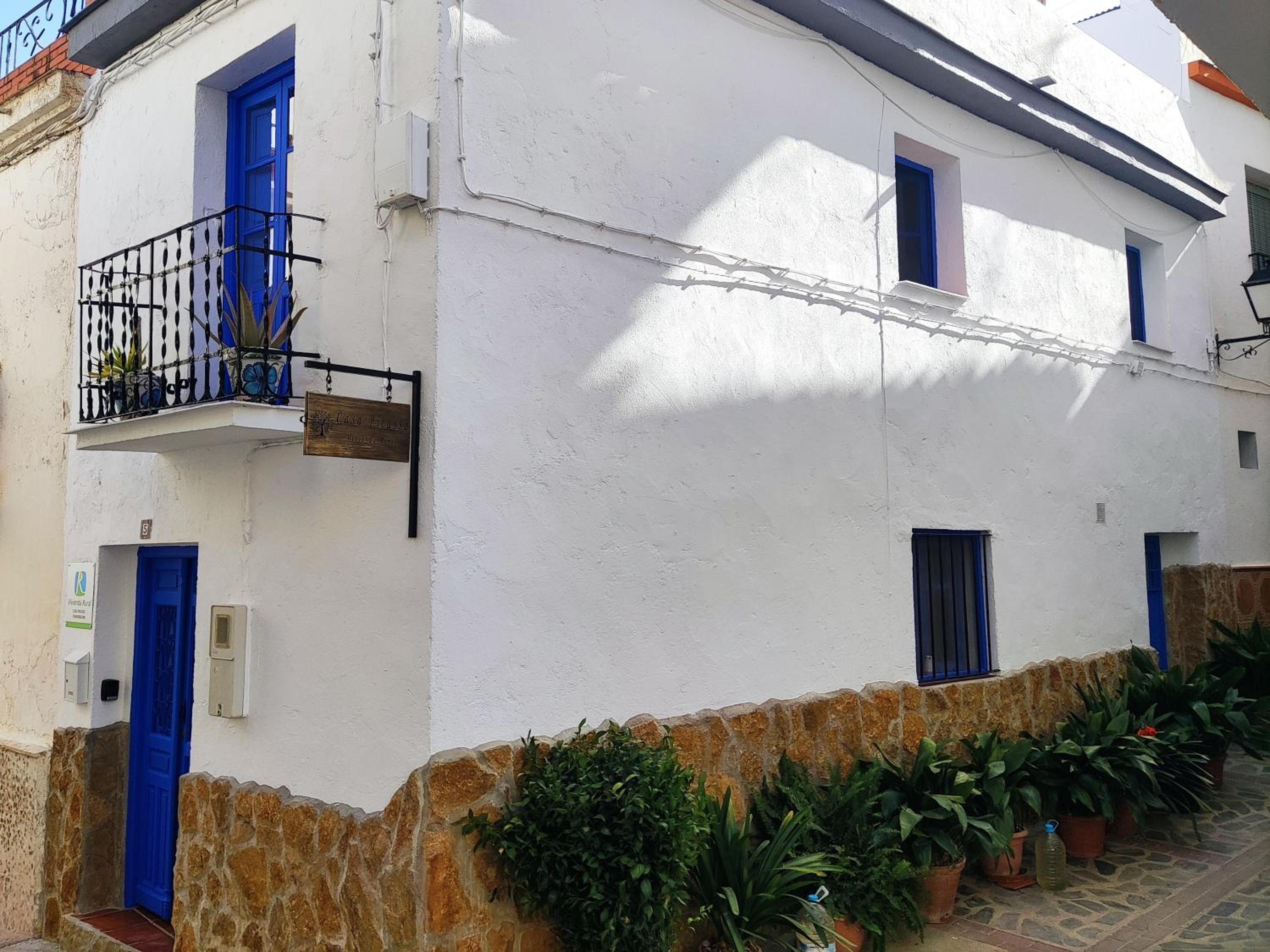One-Bedroom House photo 2