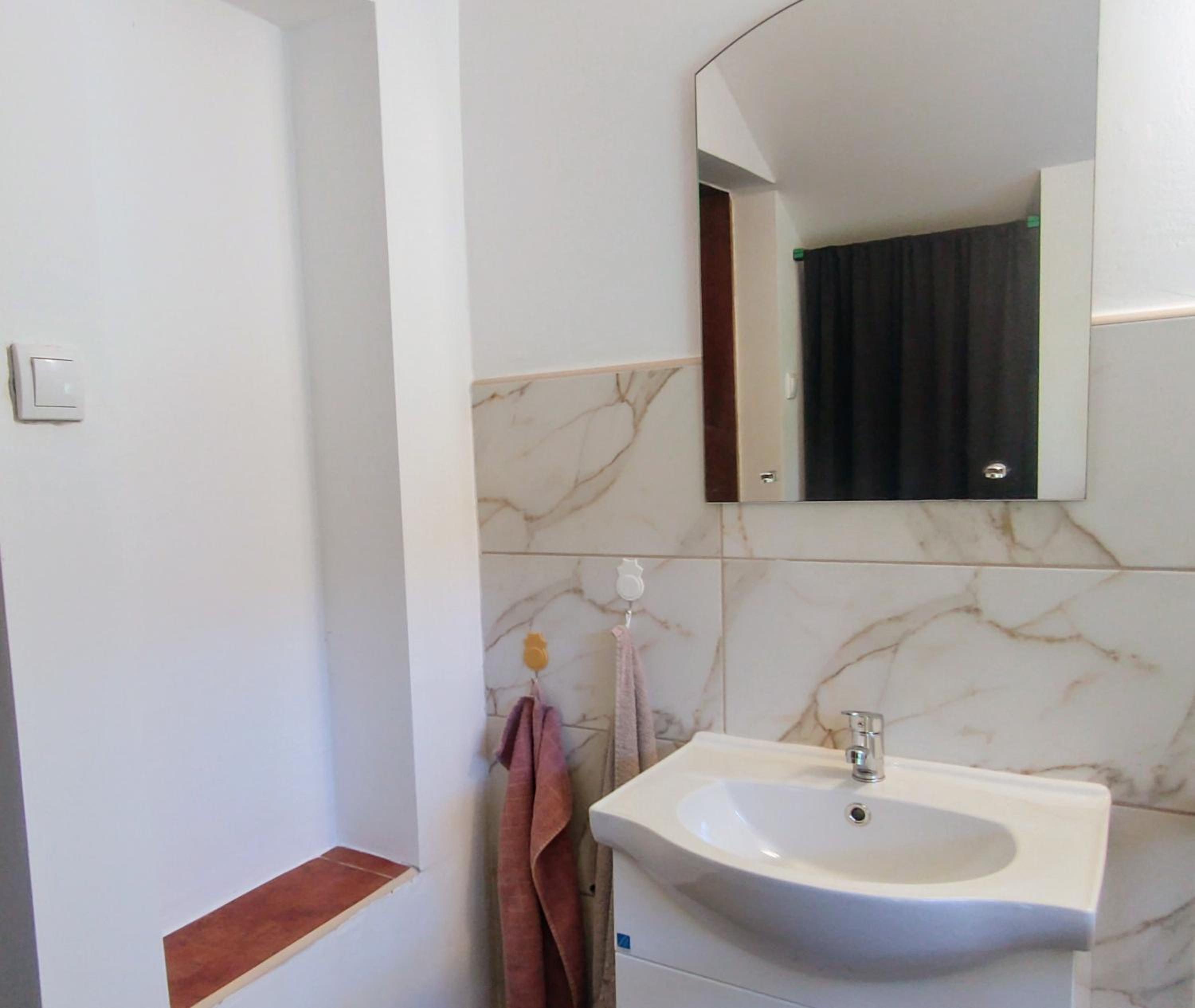 One-Bedroom House photo 3