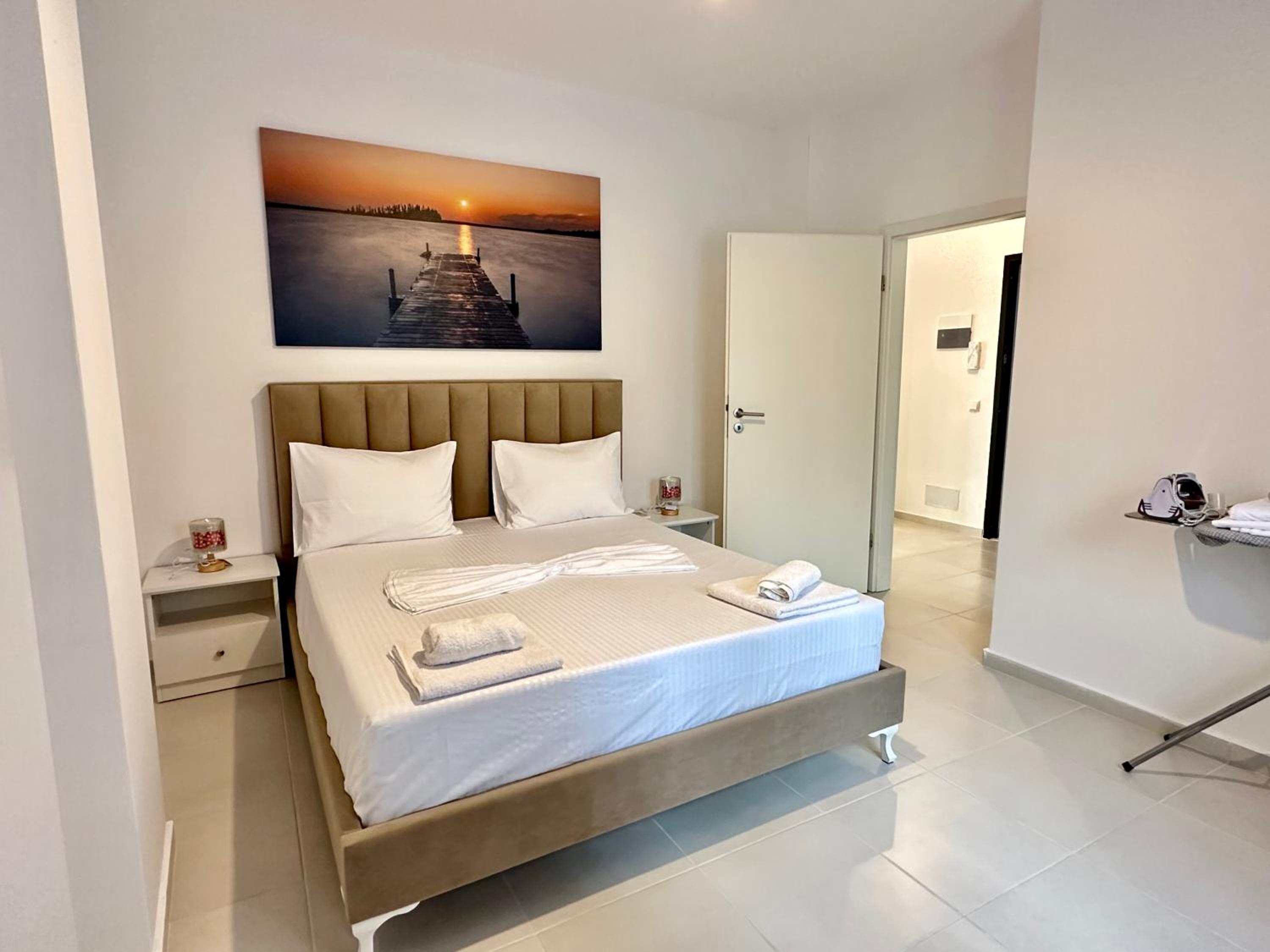 One-Bedroom Apartment with Balcony