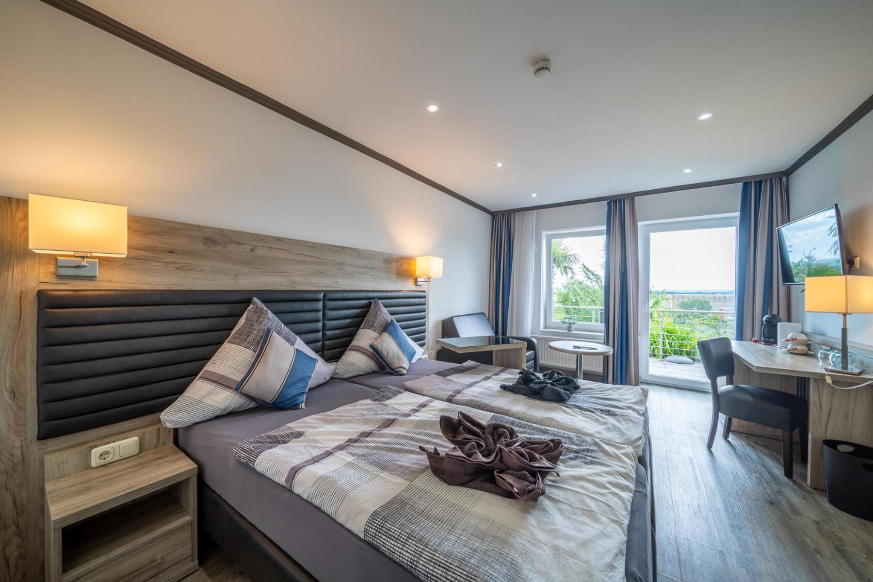 Triple Room with Terrace