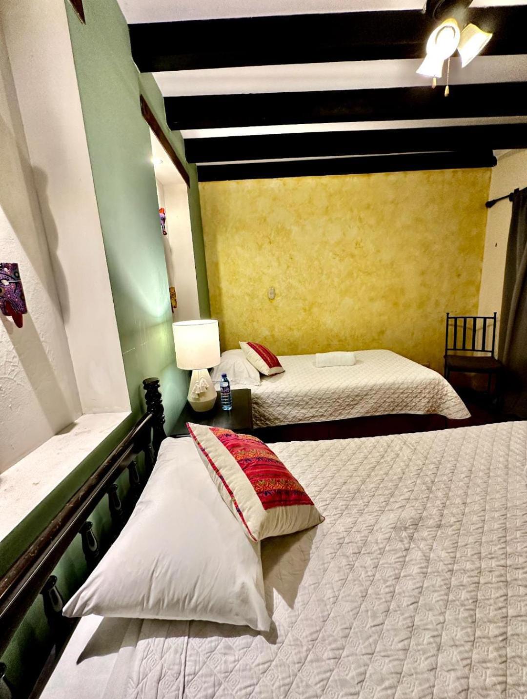 Standard Twin Room photo 2