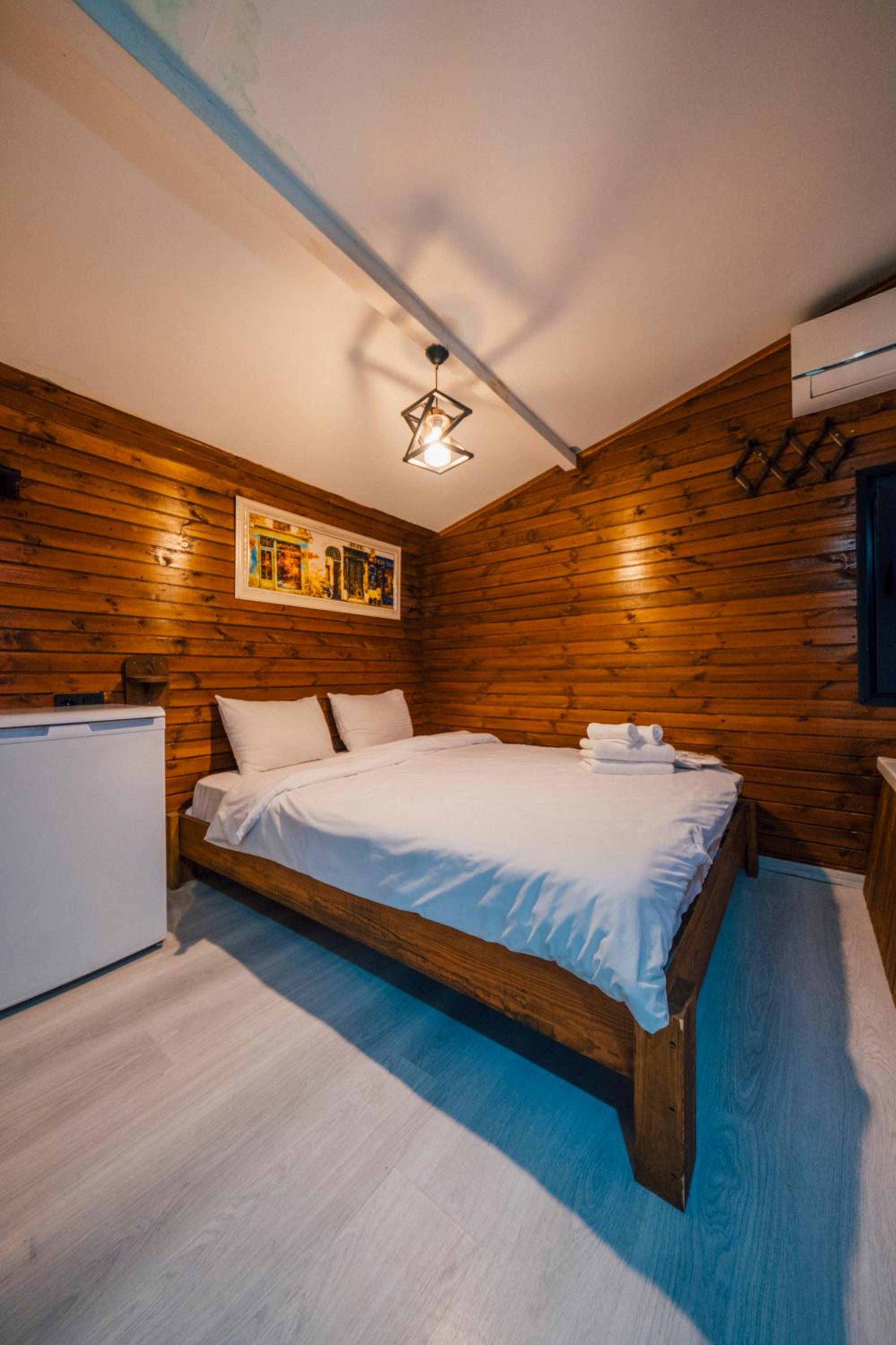 Double Room with Two Double Beds photo 3