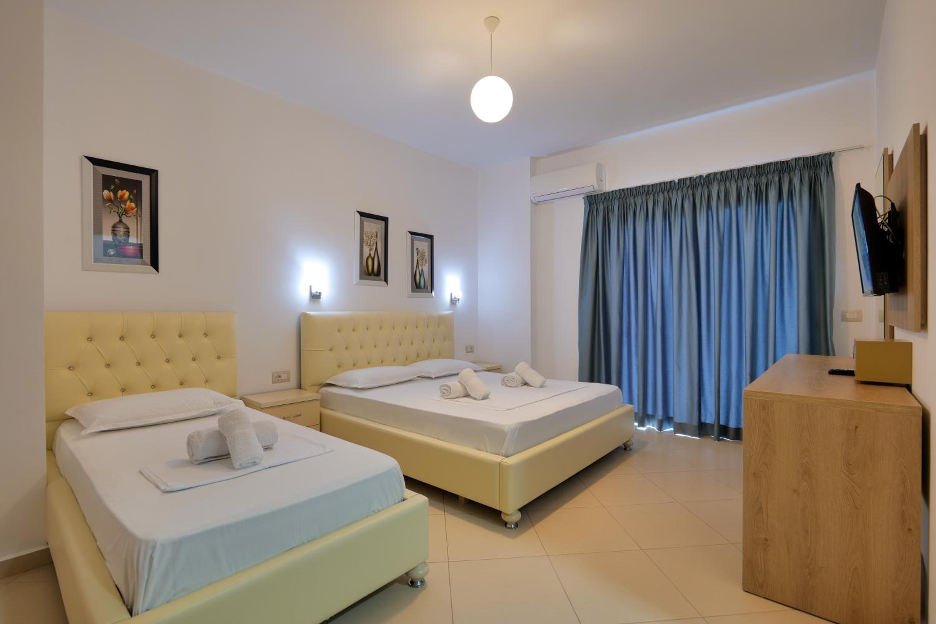 Triple Room with Sea View photo 1