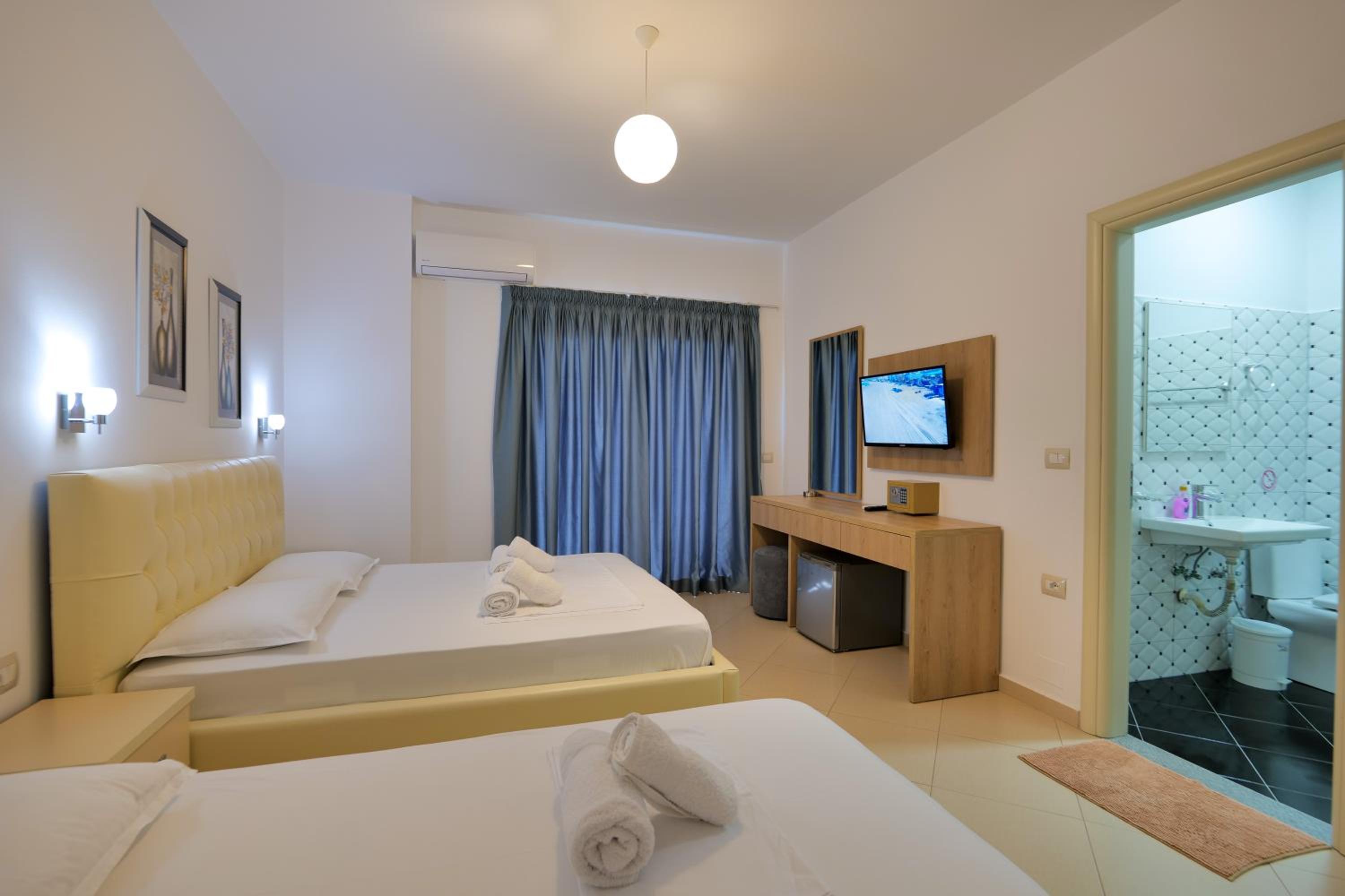 Triple Room with Sea View photo 3