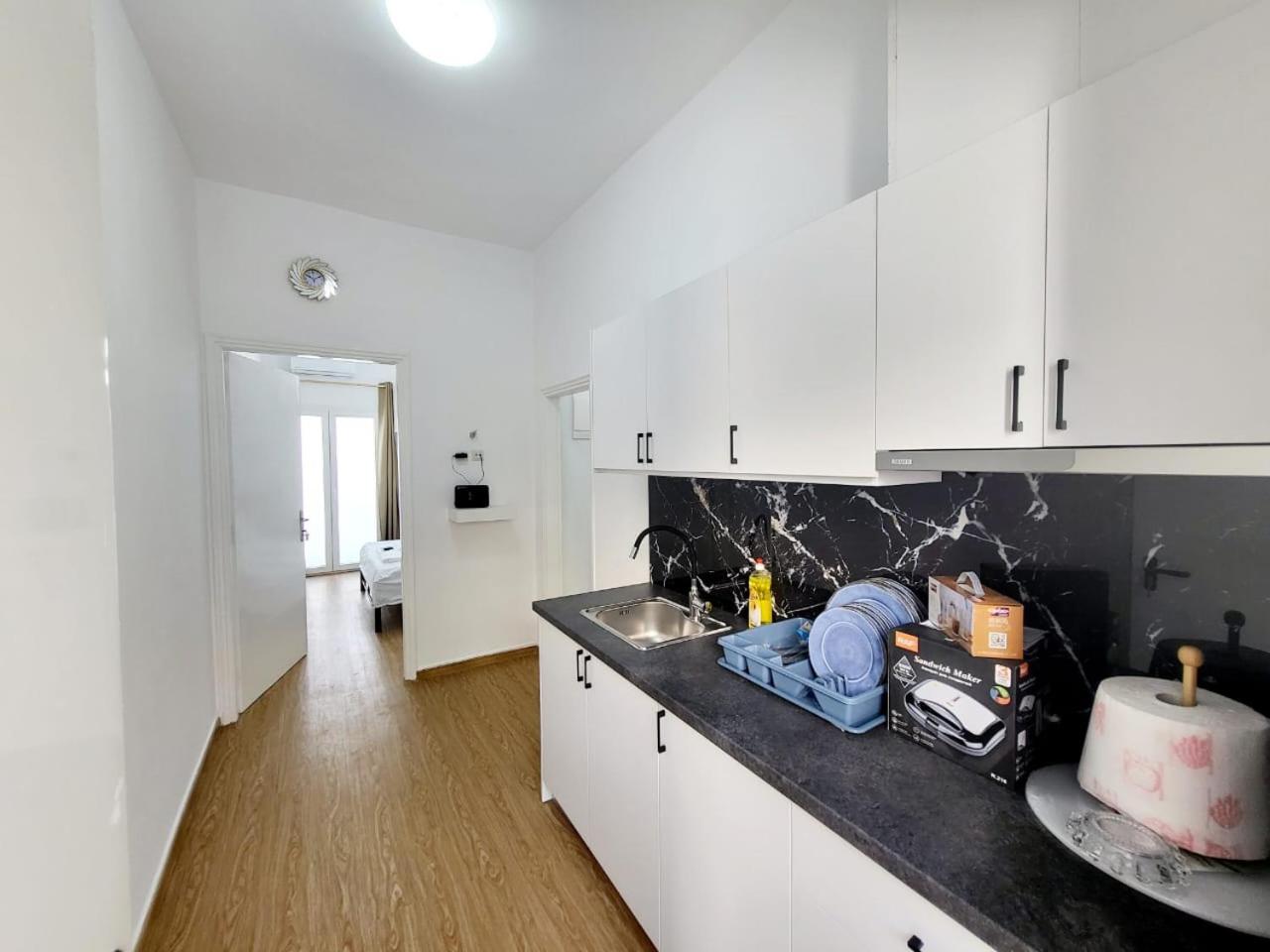 Three-Bedroom Apartment with Balcony photo 2