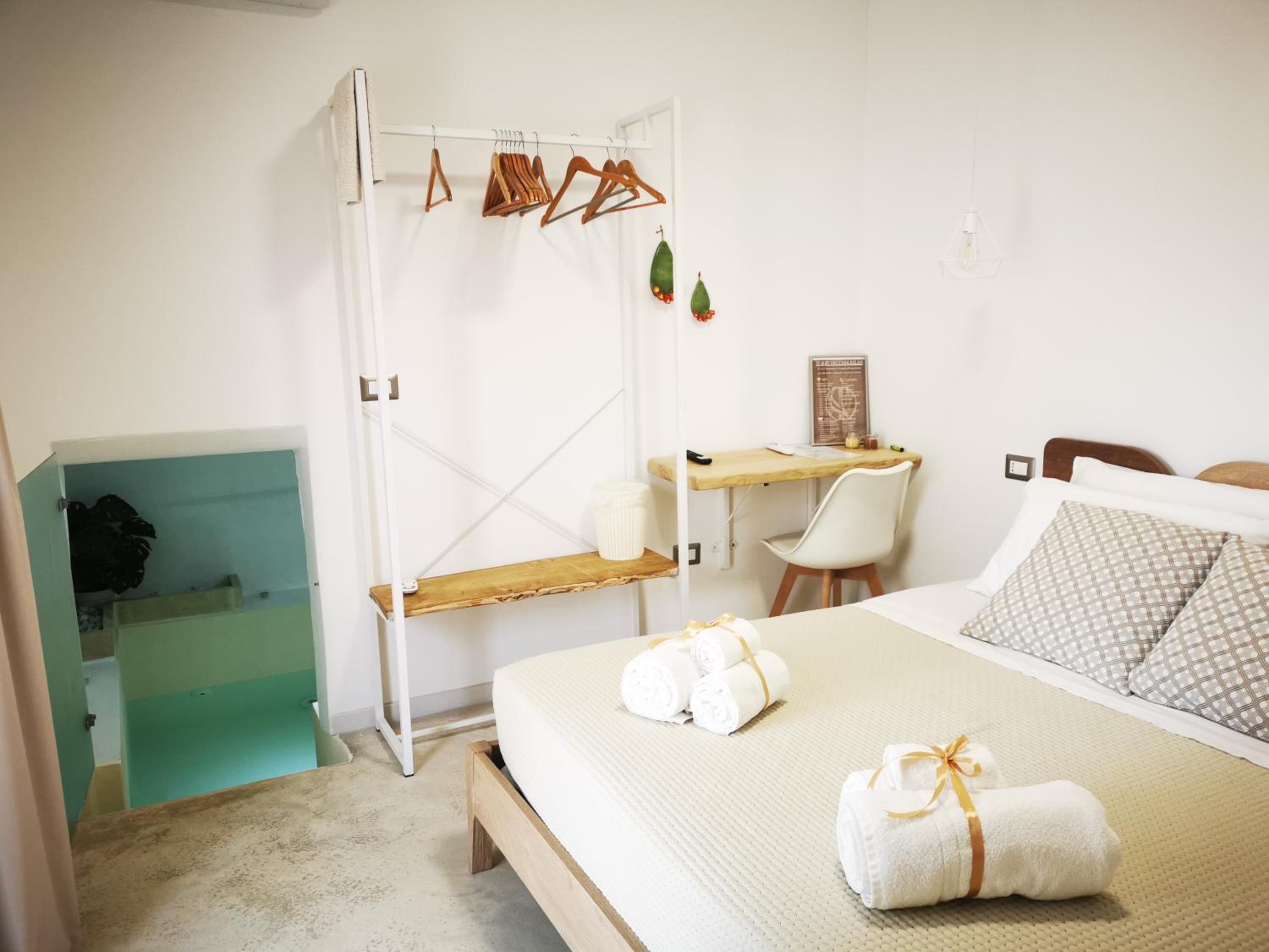 Double Room with Spa Bath photo 1