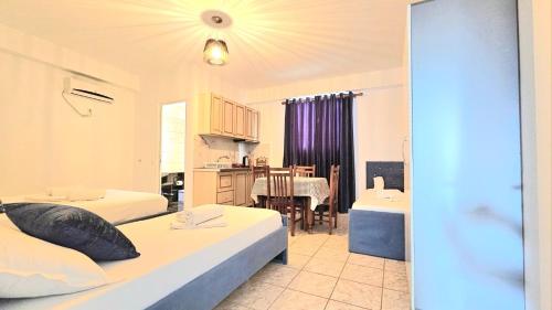 Economy Quadruple Room photo 3
