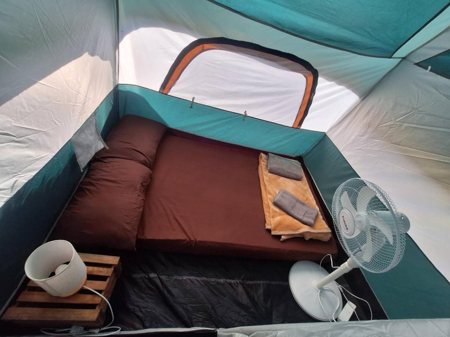 Deluxe Tent photo 1