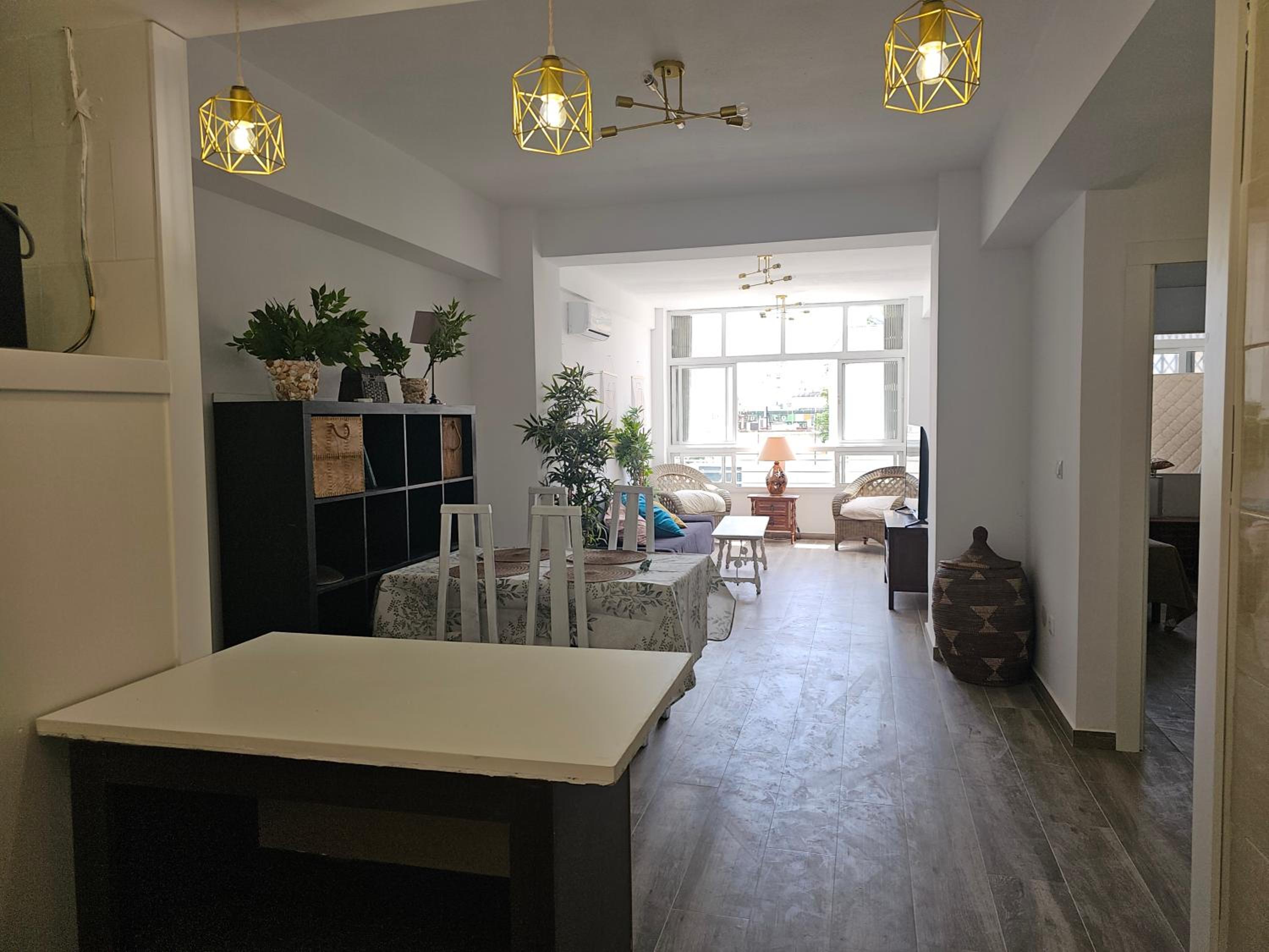 Apartamento de dos habitaciones con vista a la ciudad
