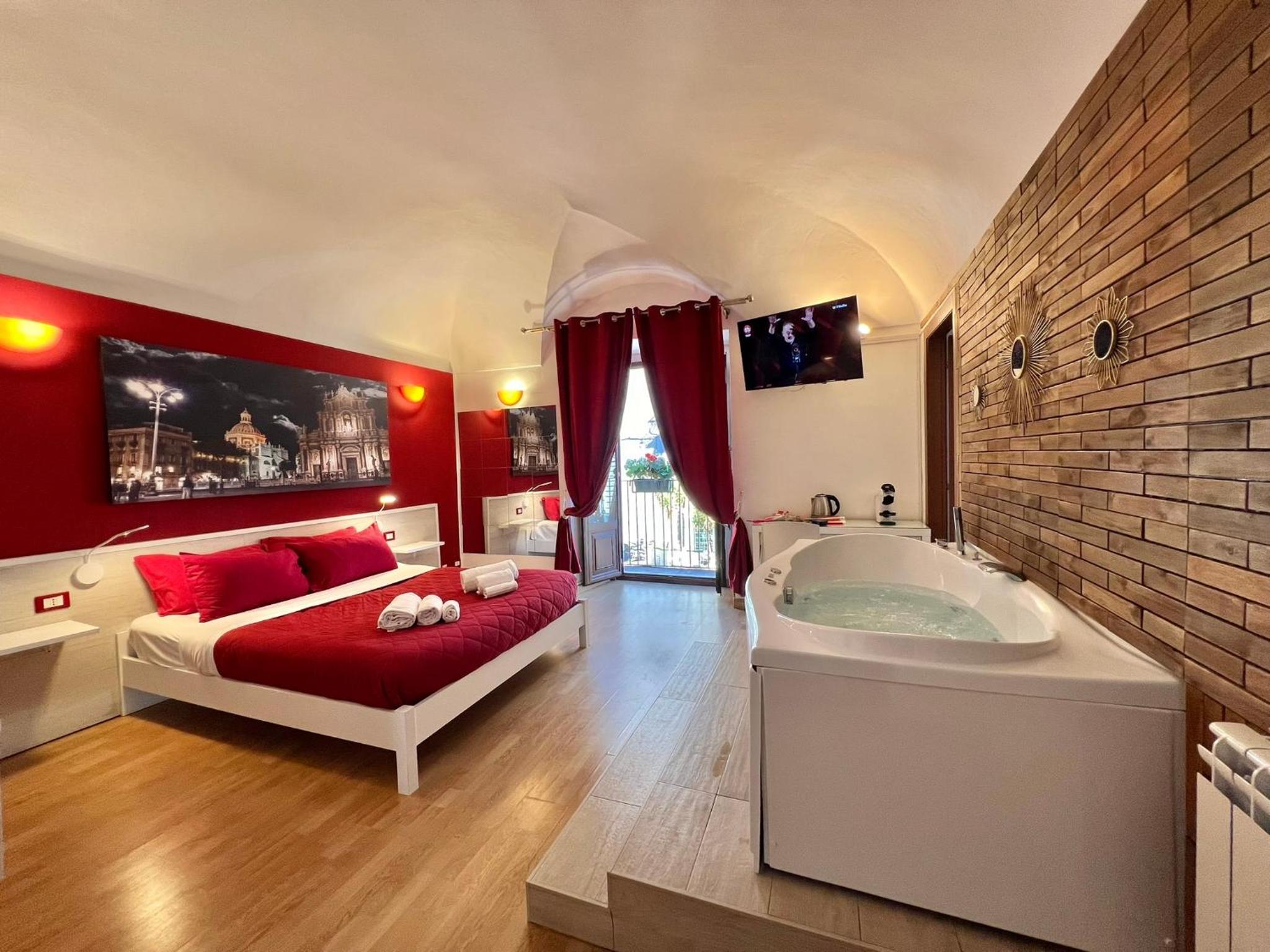 Queen Room with Spa Bath photo 1