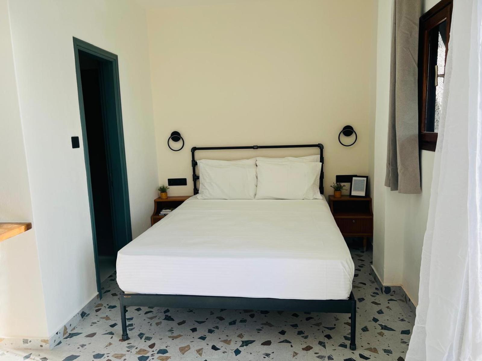 Triple Room with Sea View - Photo 7