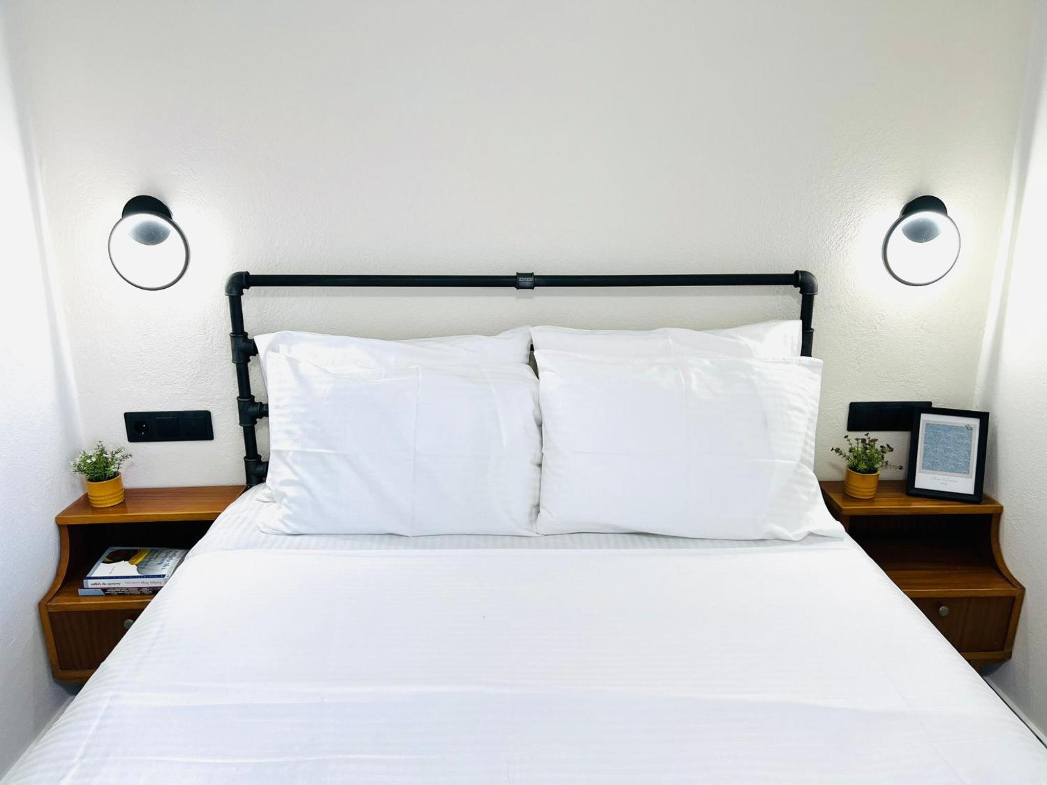 Triple Room with Sea View - Photo 9