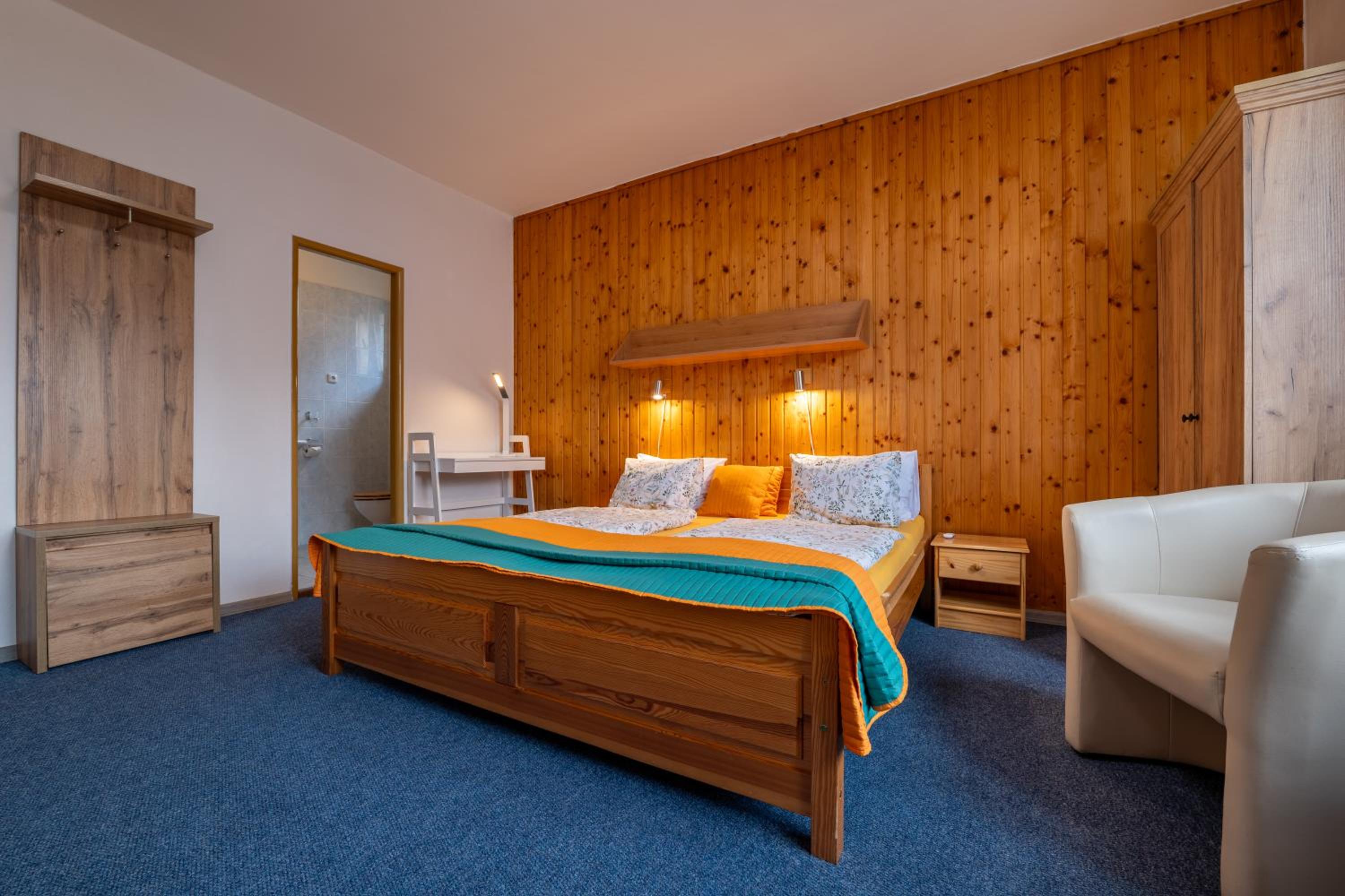 Double or Twin Room with Extra Bed photo 2