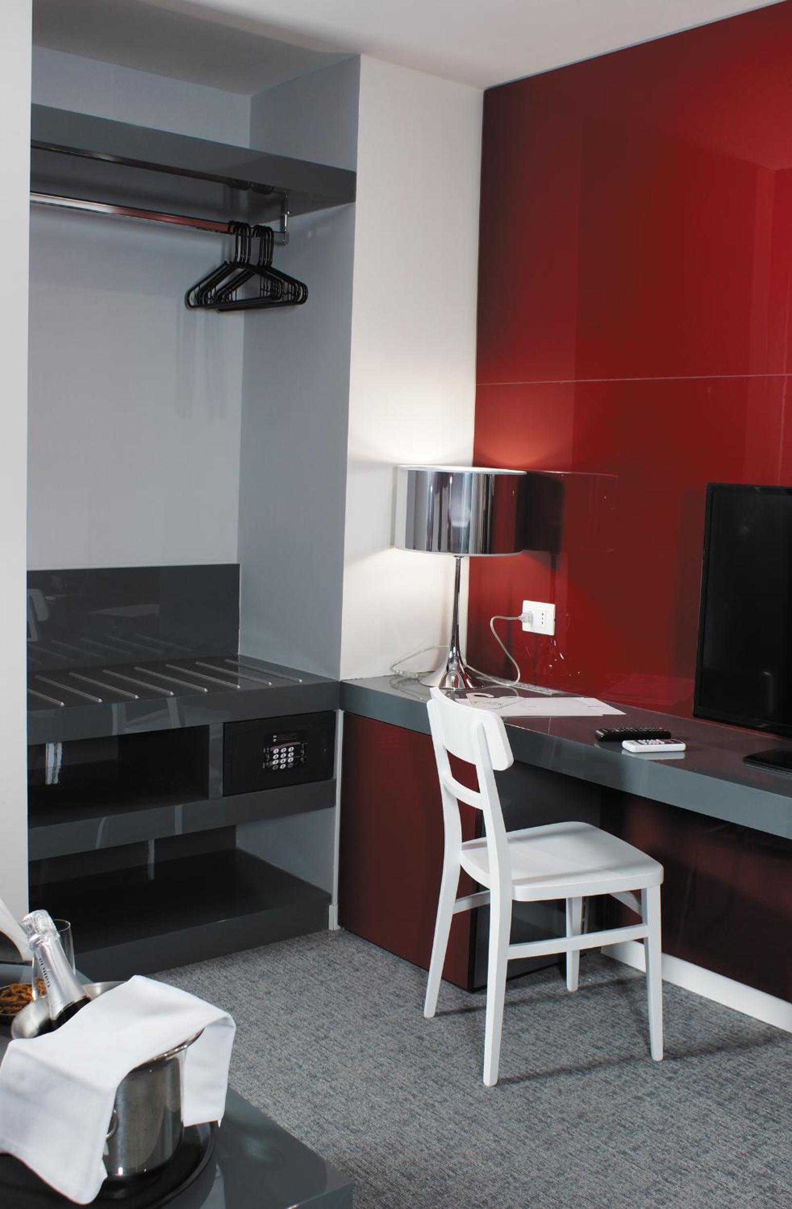 Double Room with Private Bathroom, photo 7