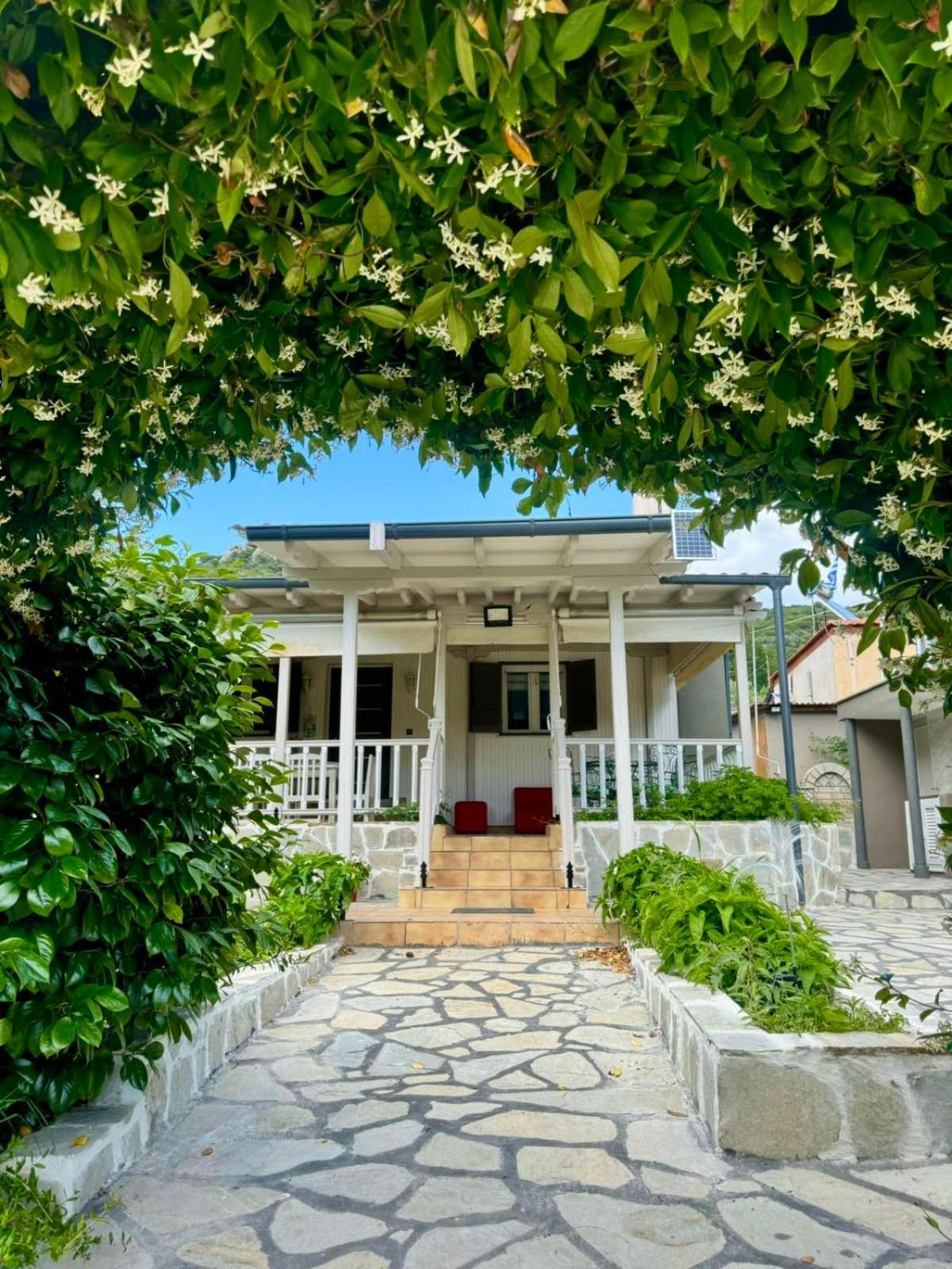 Two-Bedroom Villa photo 2