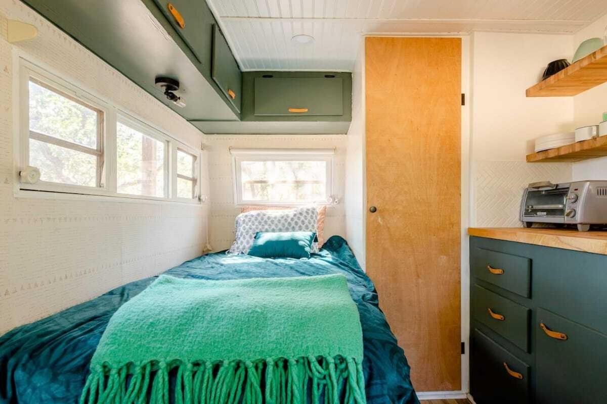 Caravan photo 1