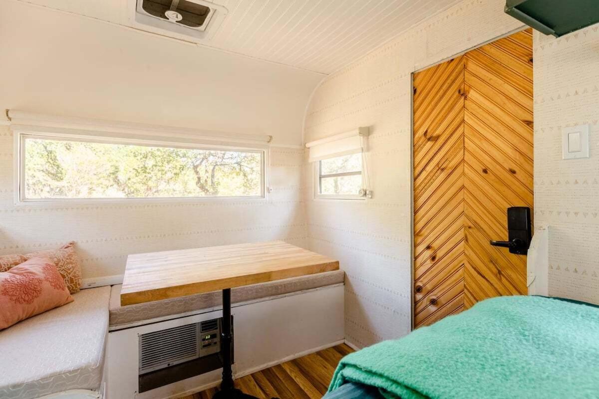 Caravan photo 2