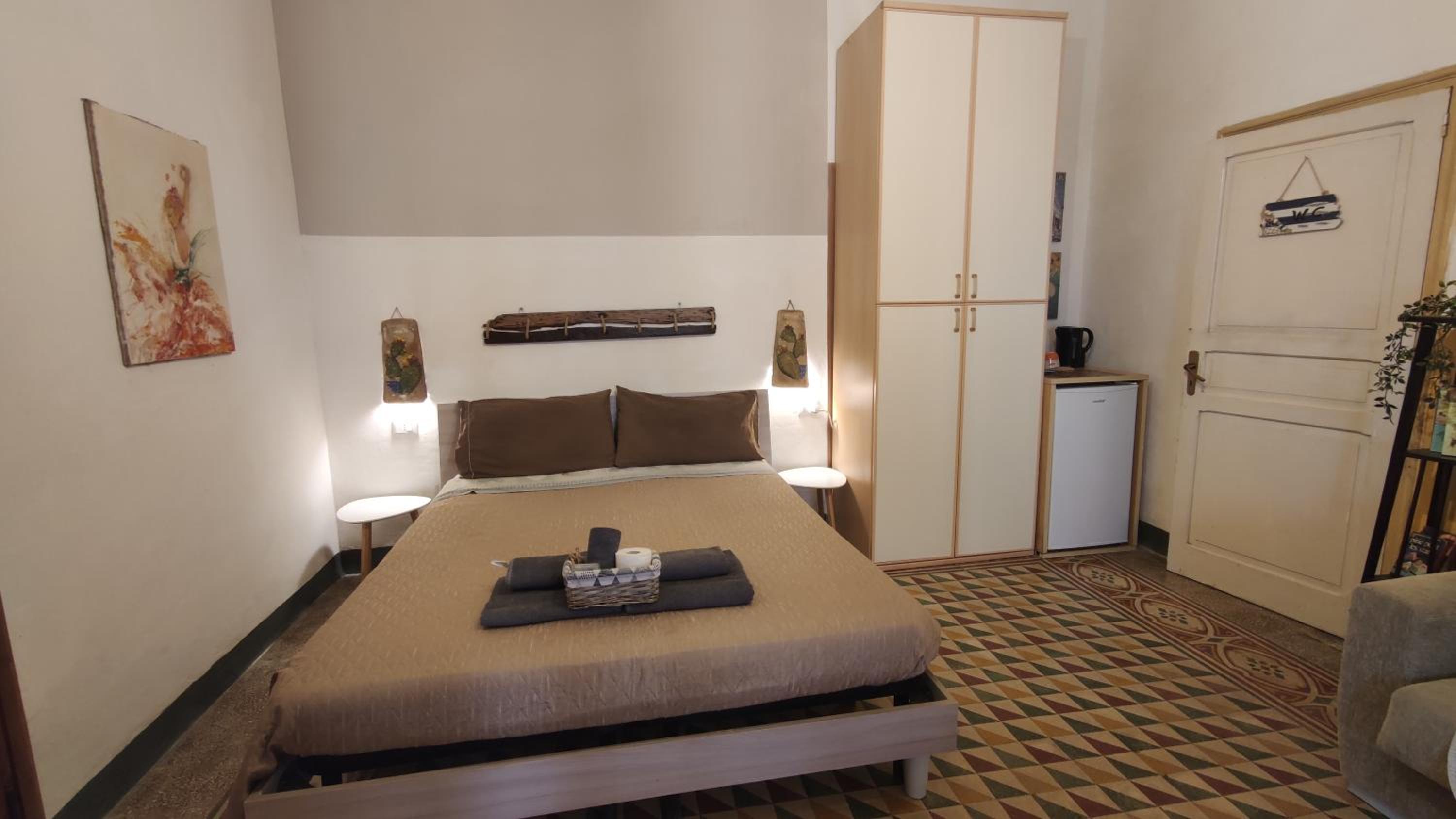 Double or Twin Room with Private Bathroom photo 1