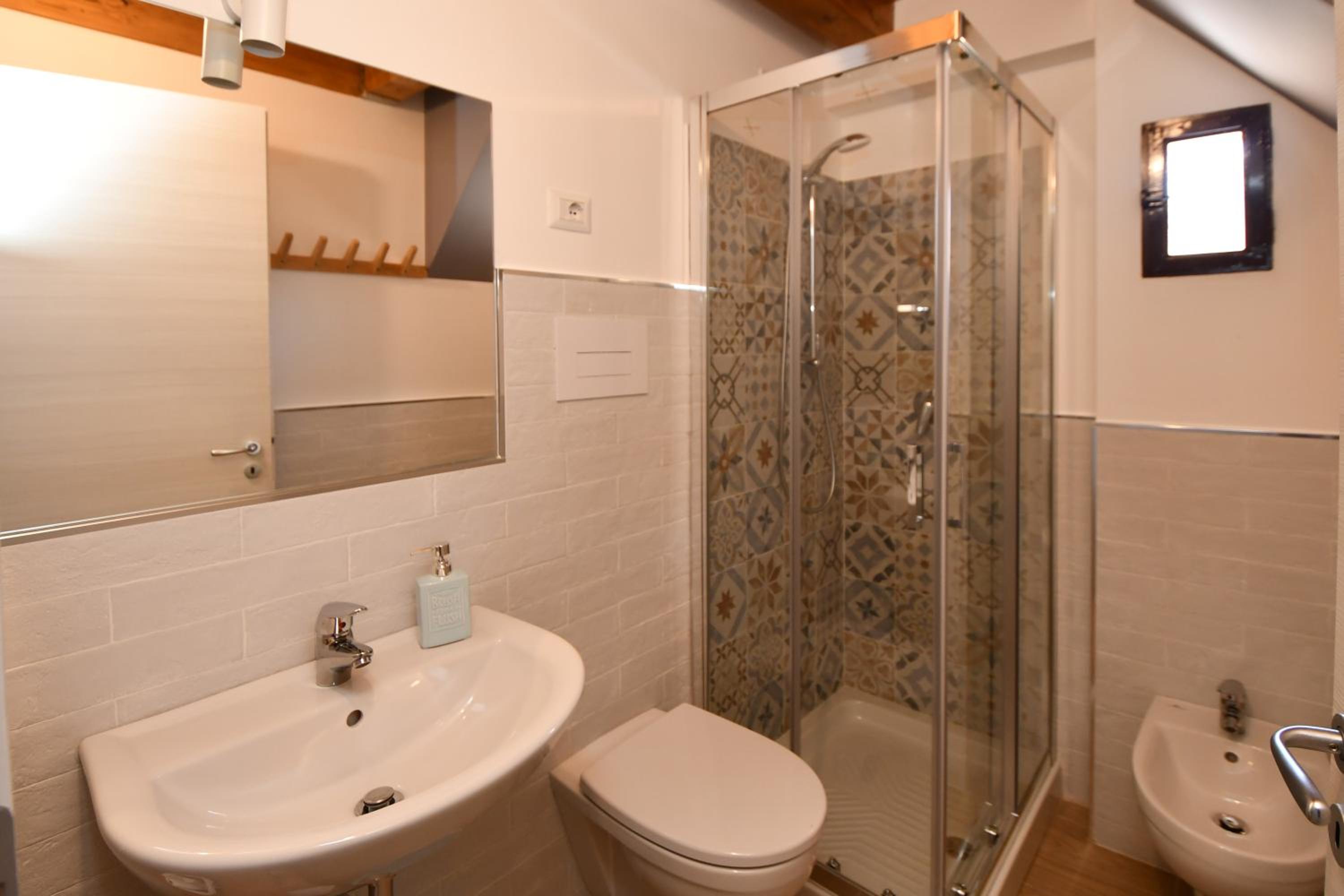 Large Double Room photo 2
