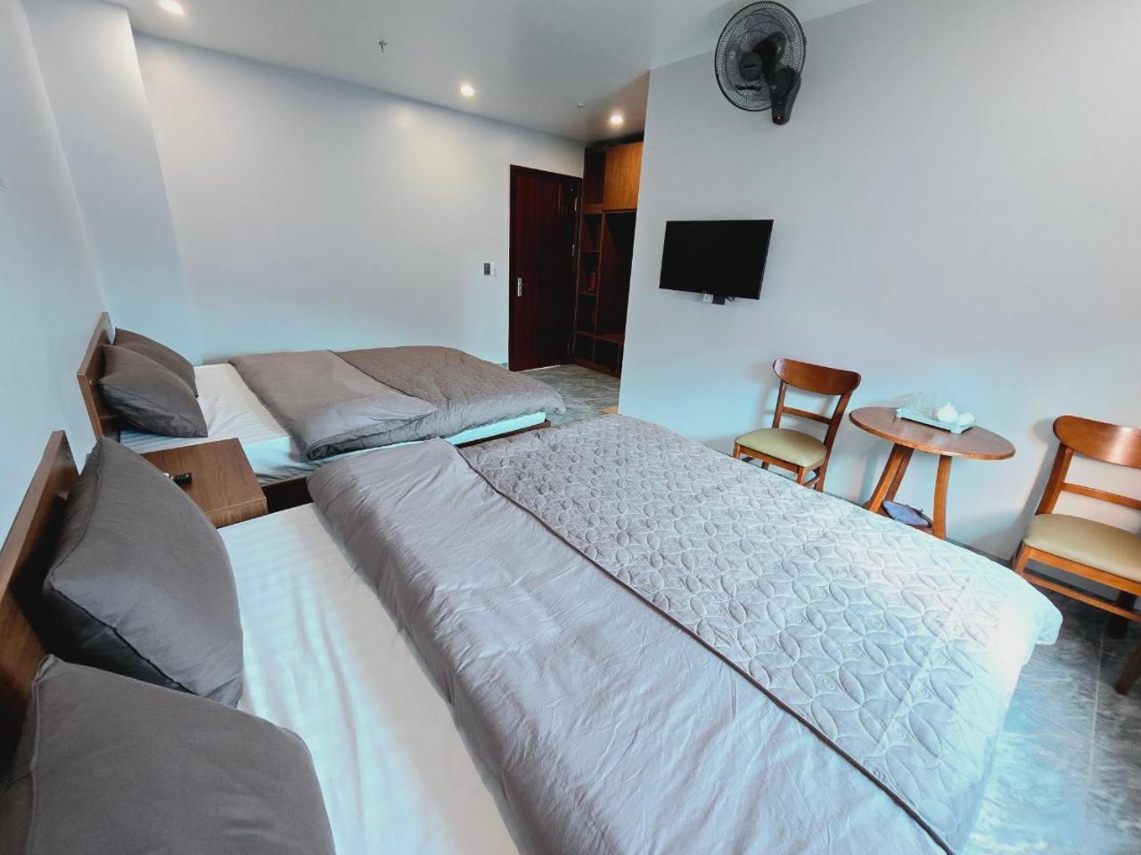 Large Double Room photo 2