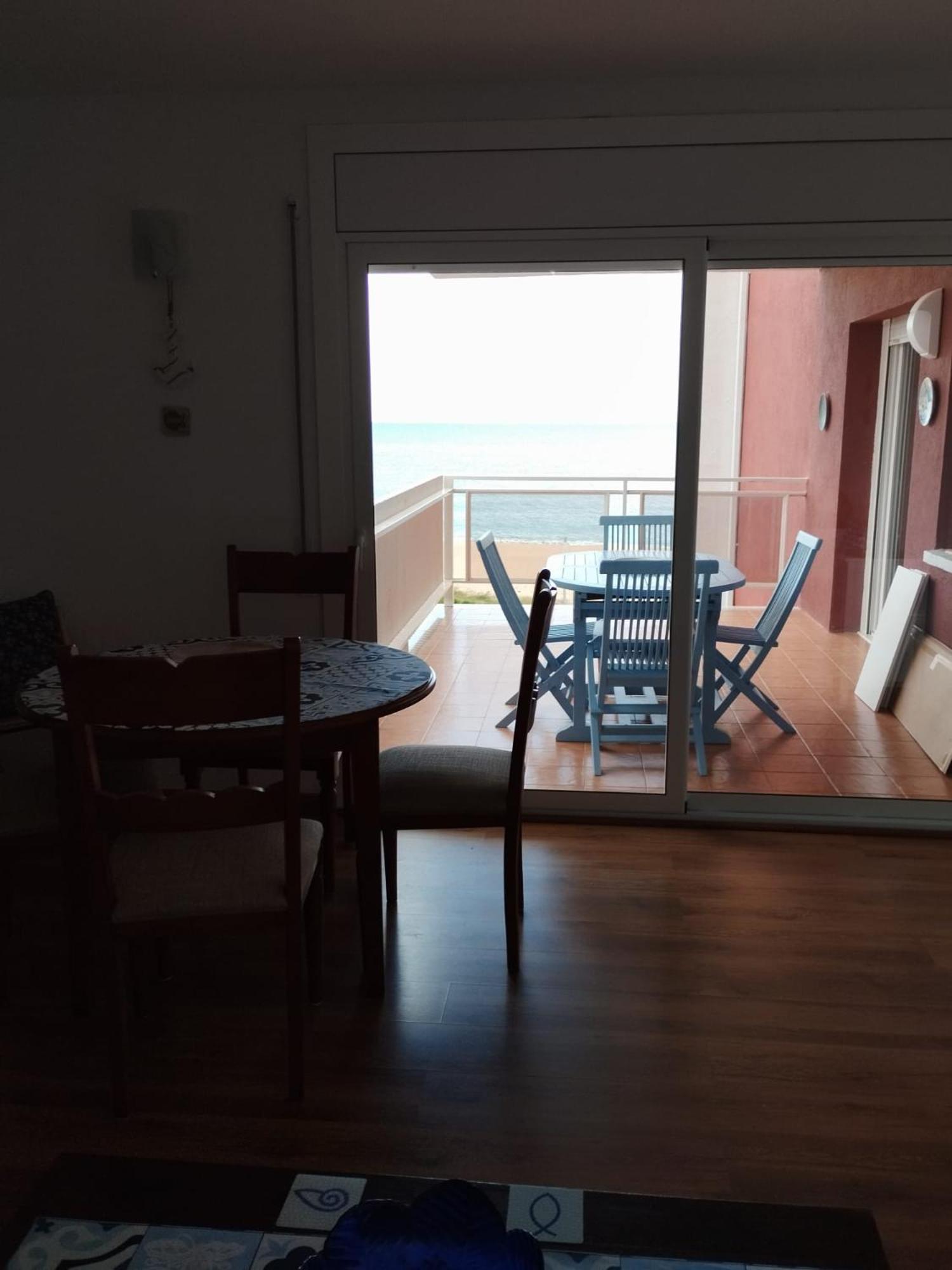 Three-Bedroom Apartment with Sea View photo 2