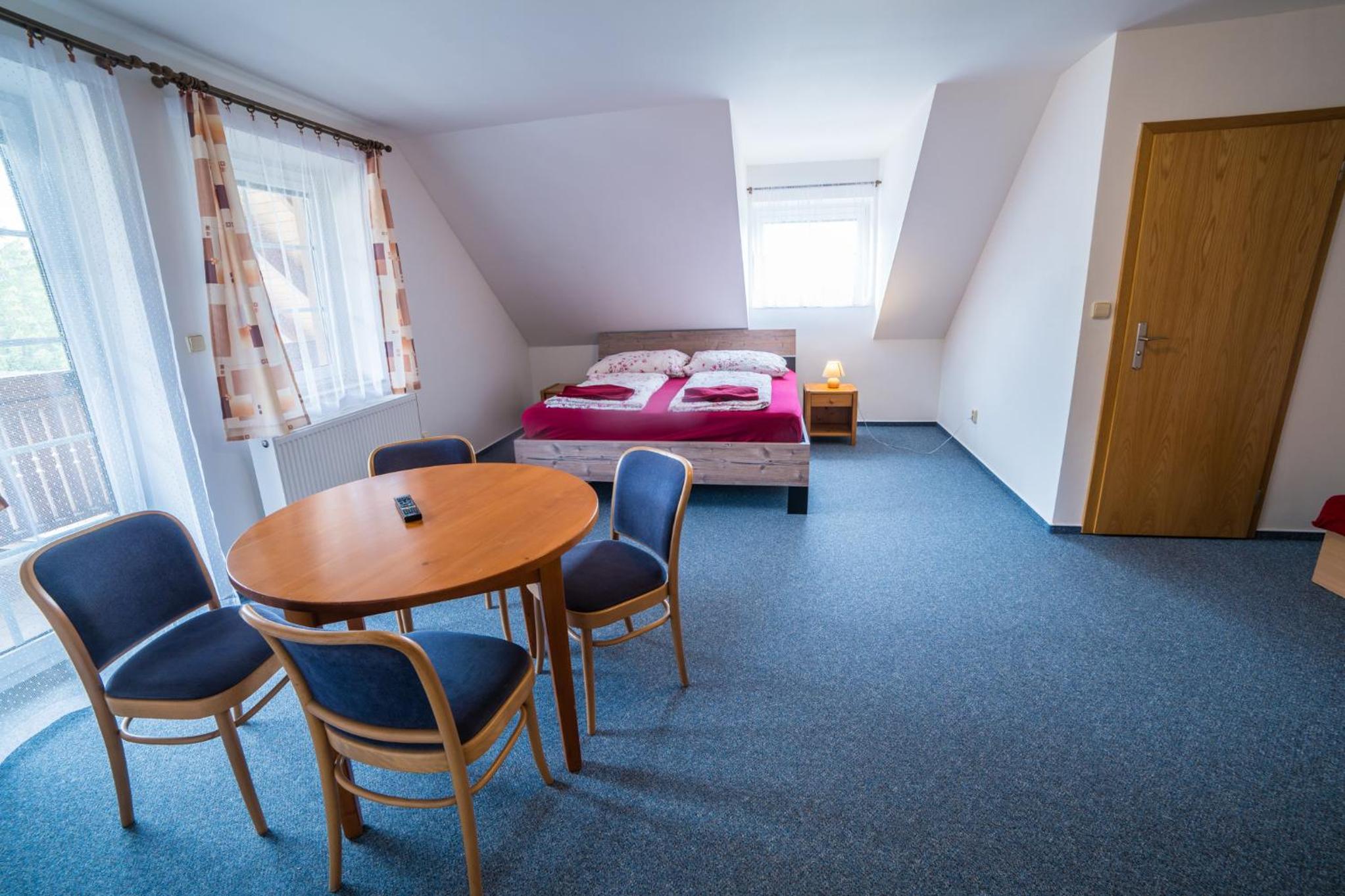Suite with Balcony photo 1