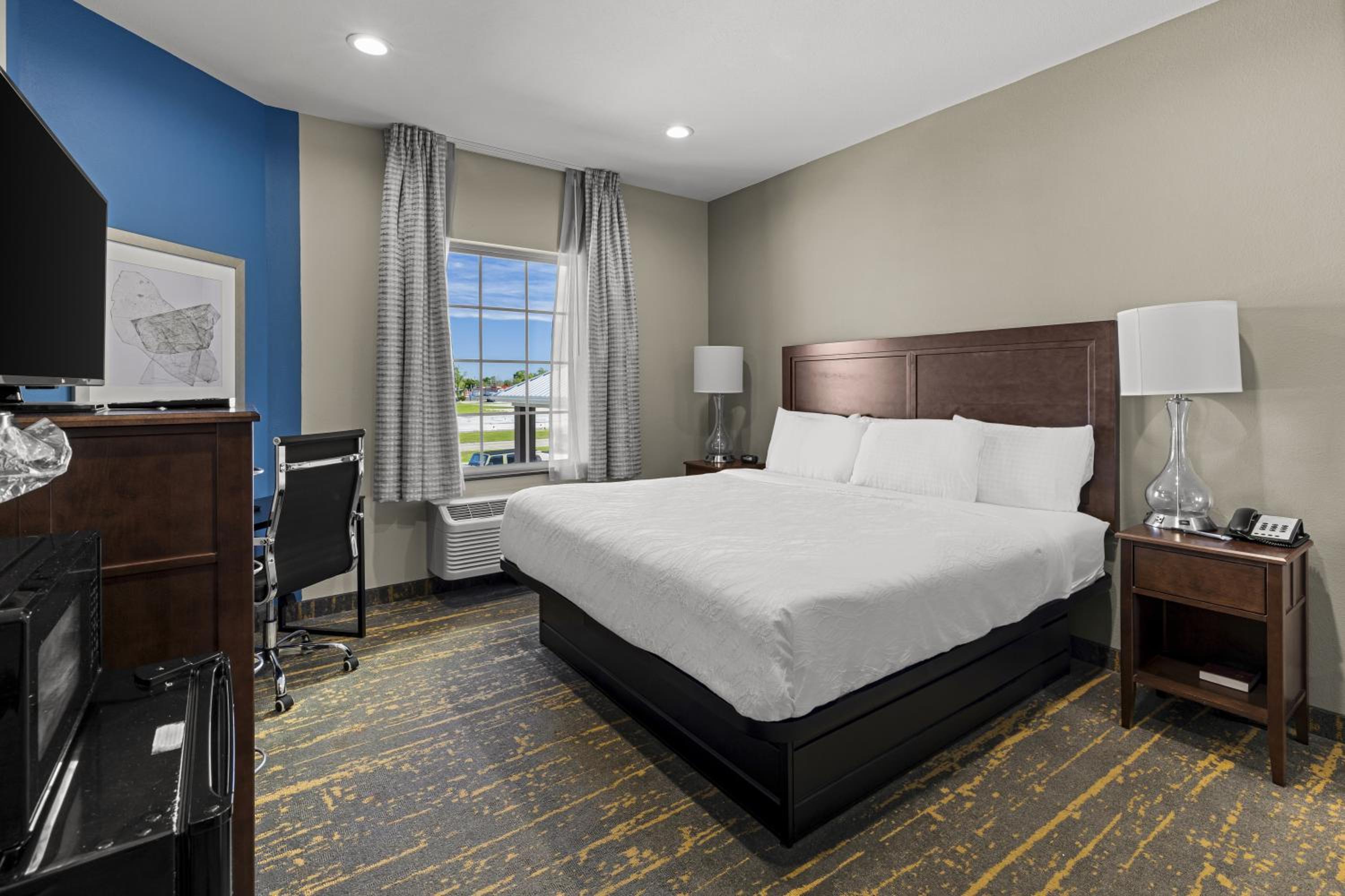 Standard King Room