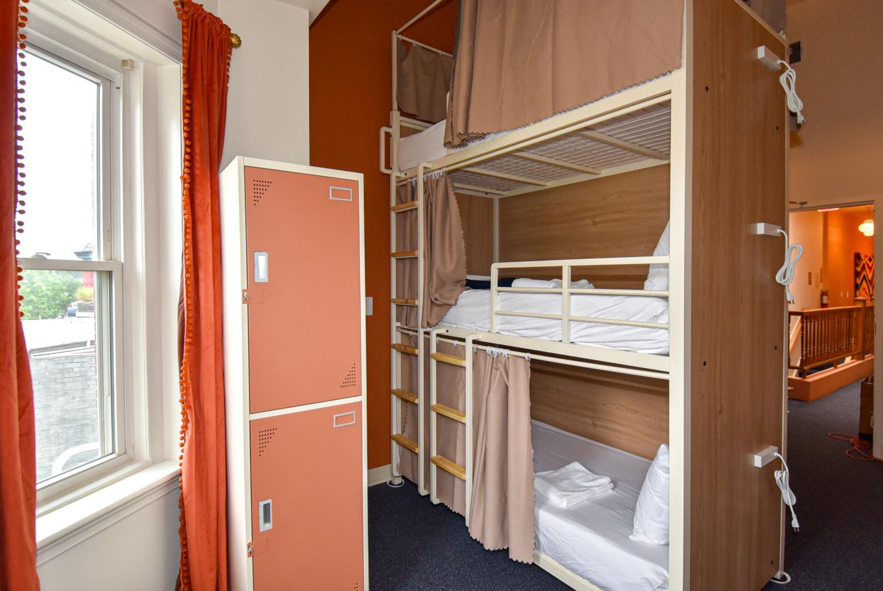 One Privacy Pod Bed in a 6-Person-Max All Gender Shared Room photo 1