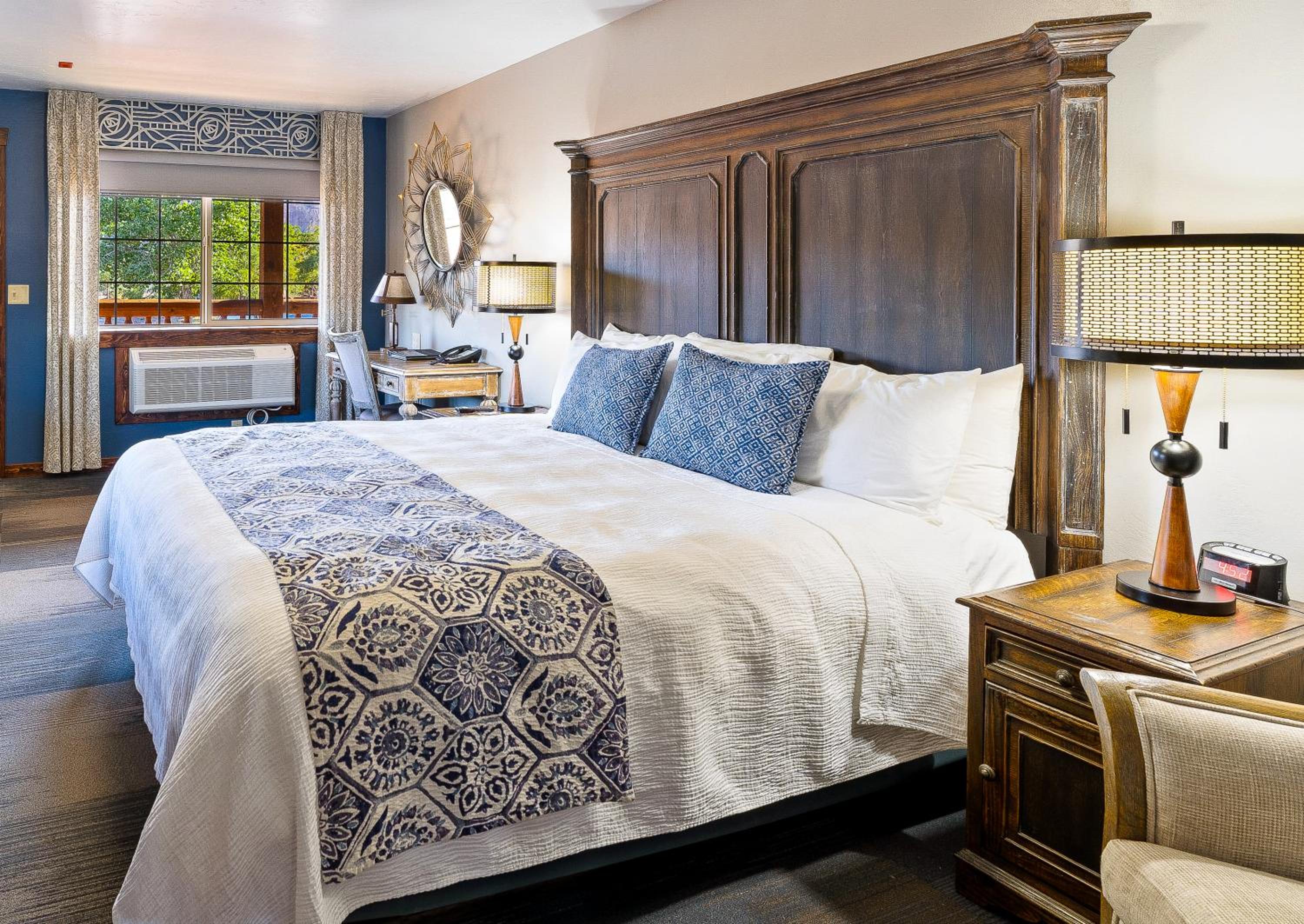 Superior King Room
