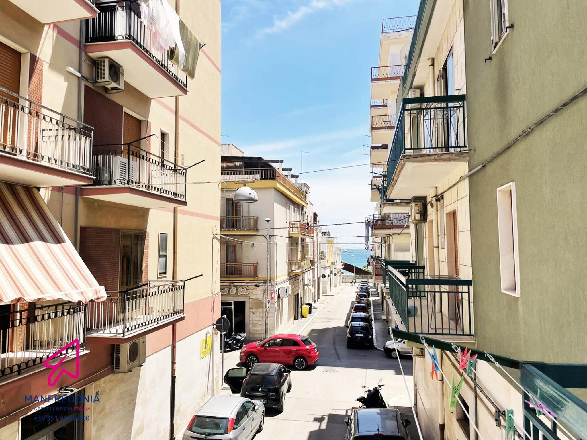 One-Bedroom Apartment With Balcony